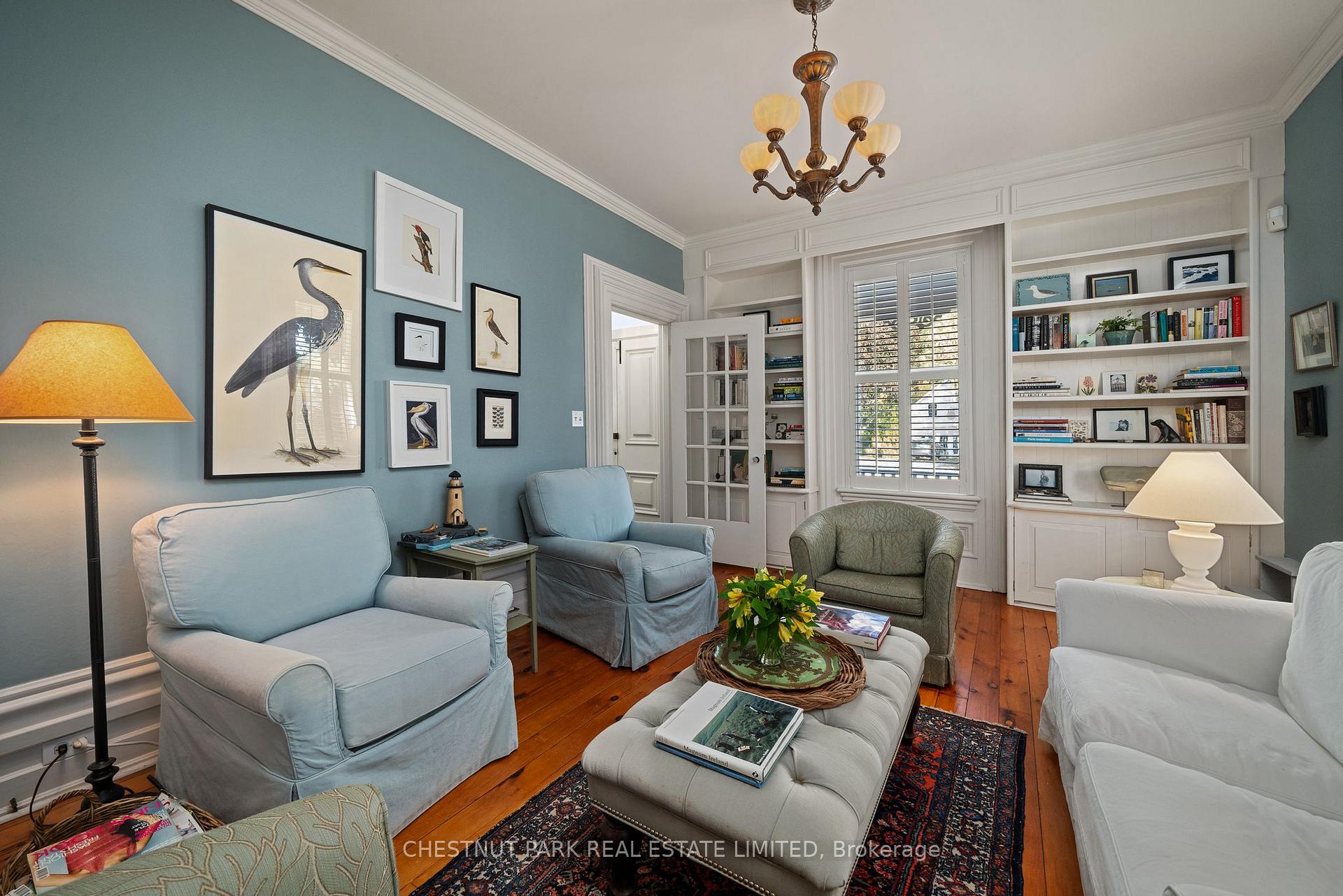 4 Bedroom Single Family Home/House's Image 4