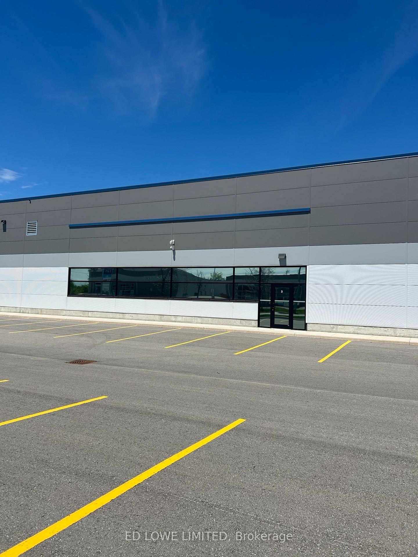 3 - 311 King Street Barrie Ontario Canada Lease commercial Dave Moore RE/MAX Hallmark Chay Realty, Brokerage*