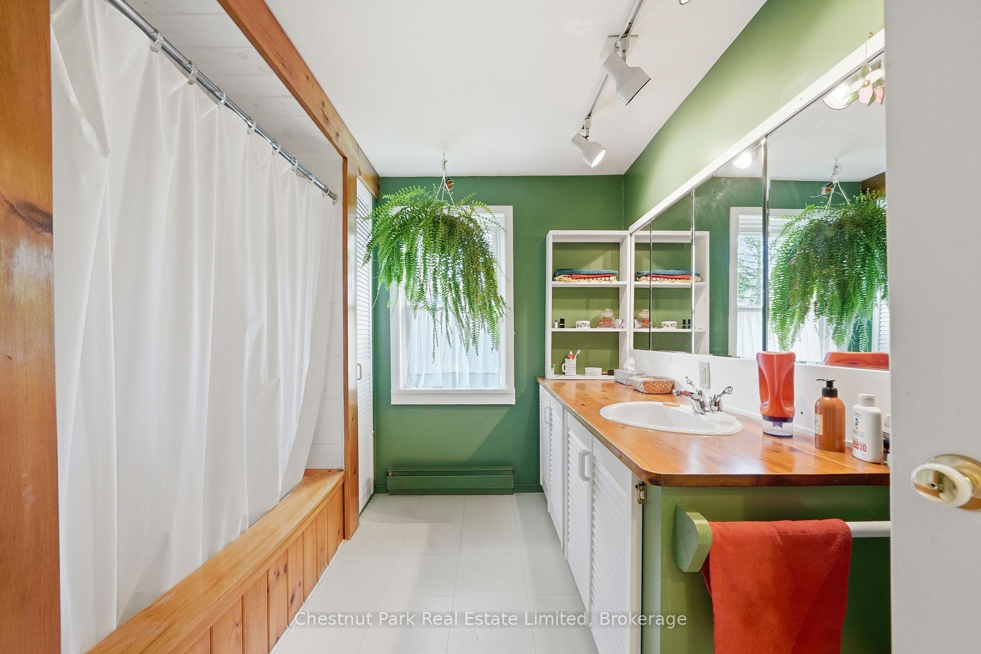 2 Bedroom Single Family Home/House's Image 13