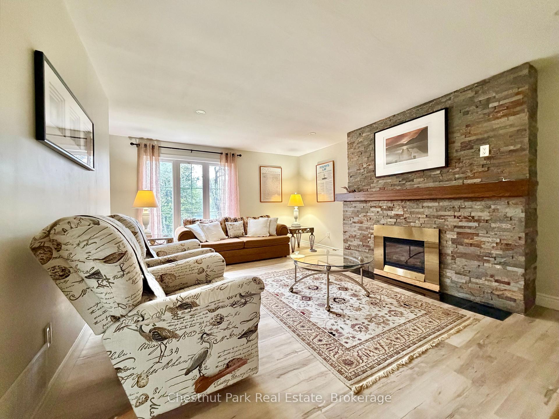 3 Bedroom Single Family Home/House's Image 7