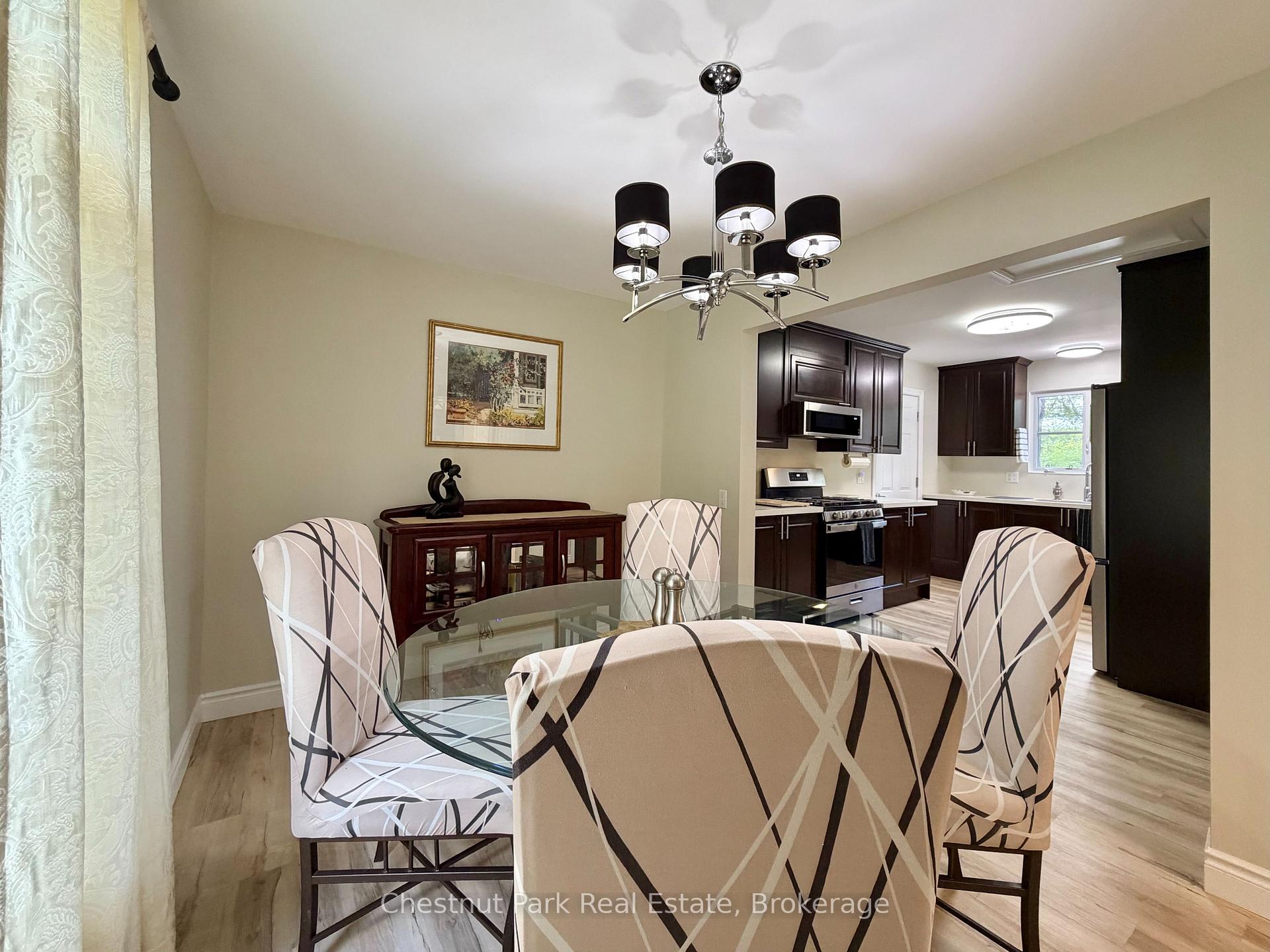 3 Bedroom Single Family Home/House's Image 11