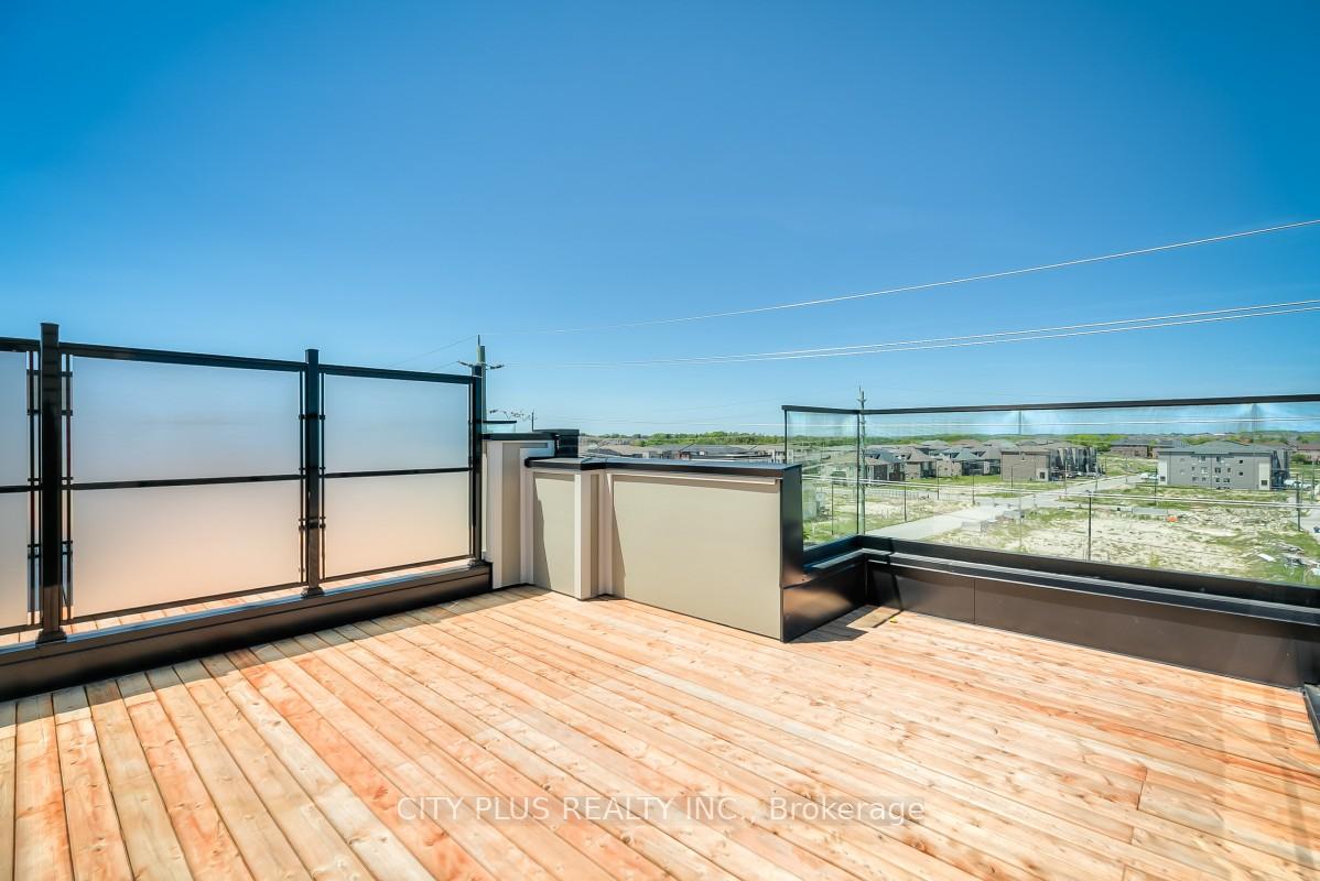 11 - 14 Lytham Green Circle Newmarket Ontario Canada Rent residential   City Plus Realty Inc. Brokerage*