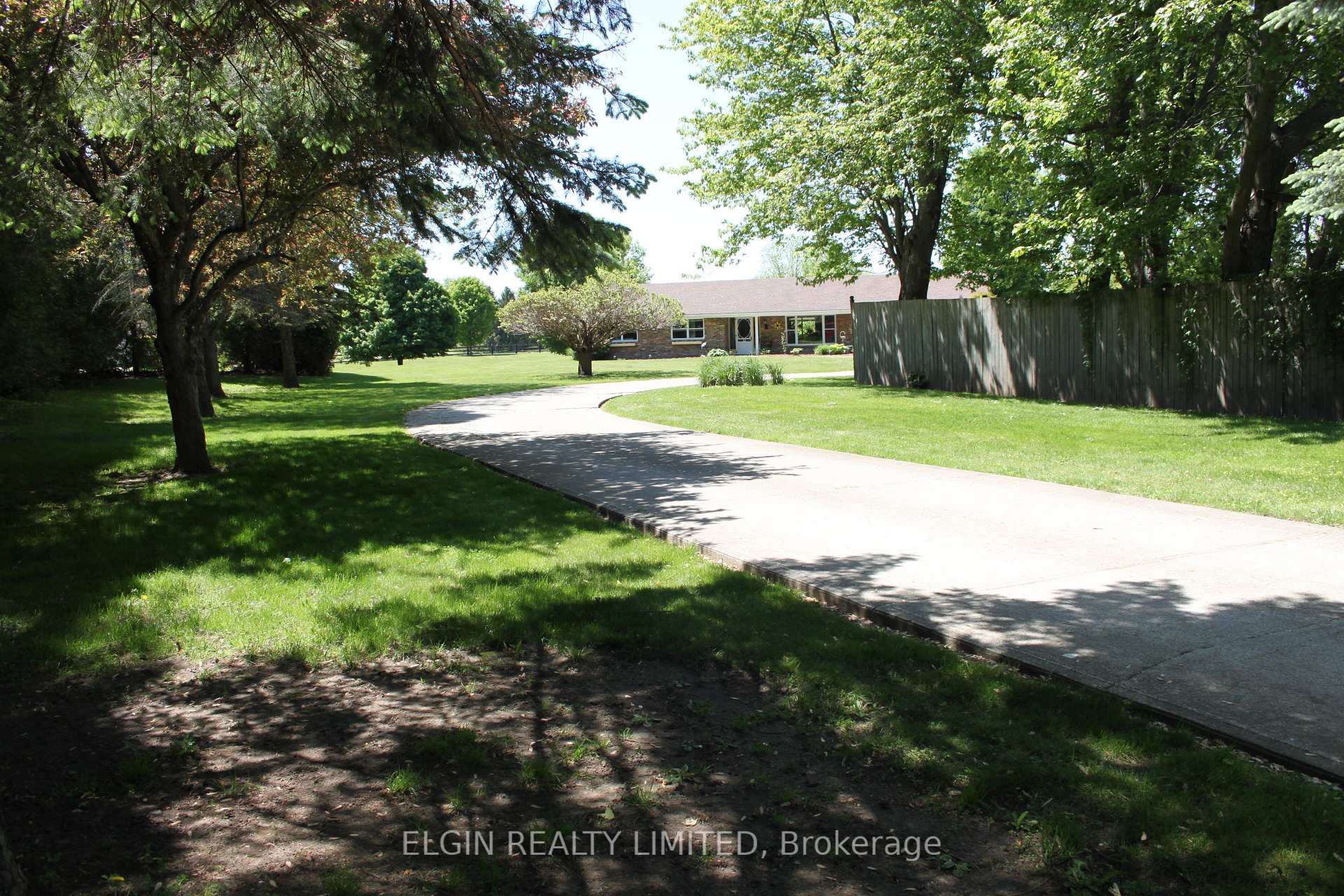42445 John Wise Line Central Elgin Ontario Canada Sale residential   Elgin Realty 
