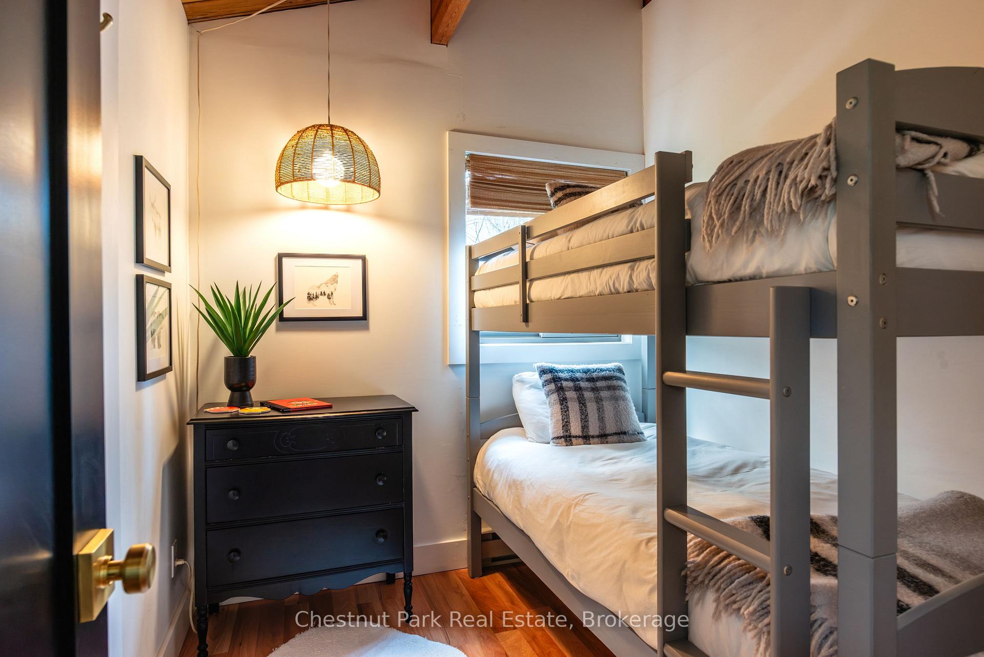 4 Bedroom Single Family Home/House's Image 12