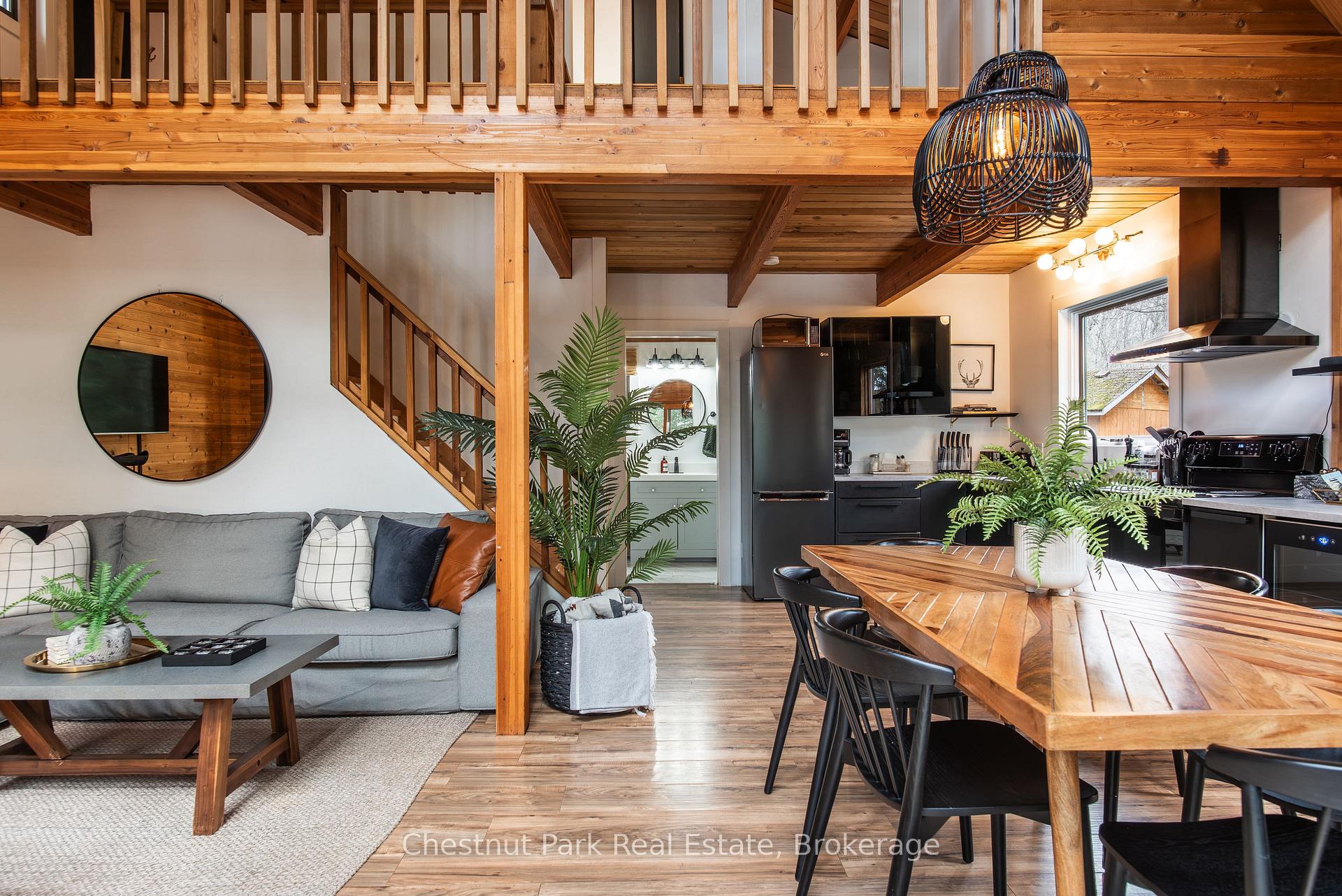 4 Bedroom Single Family Home/House's Image 3