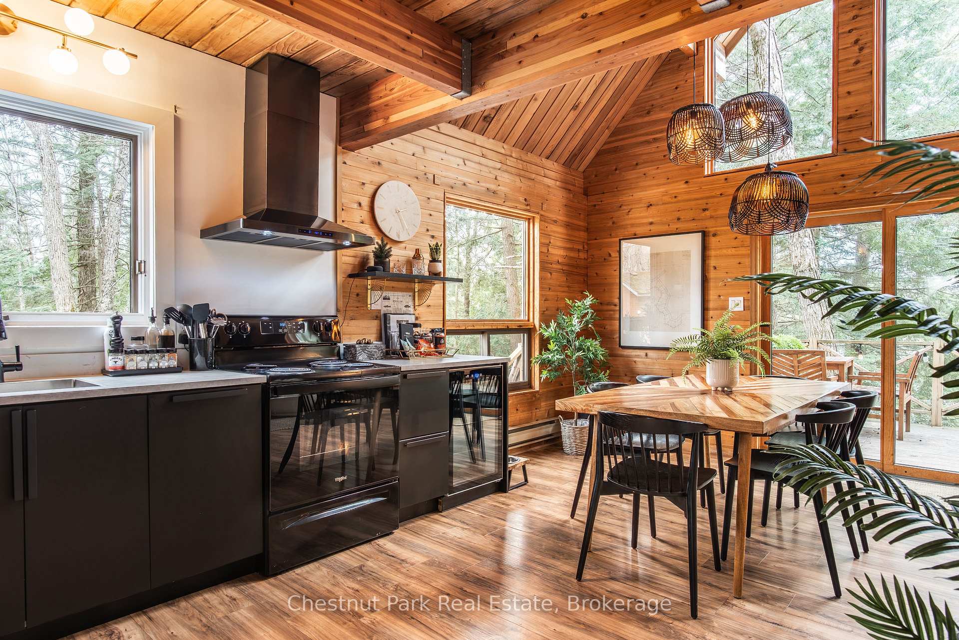 4 Bedroom Single Family Home/House's Image 5