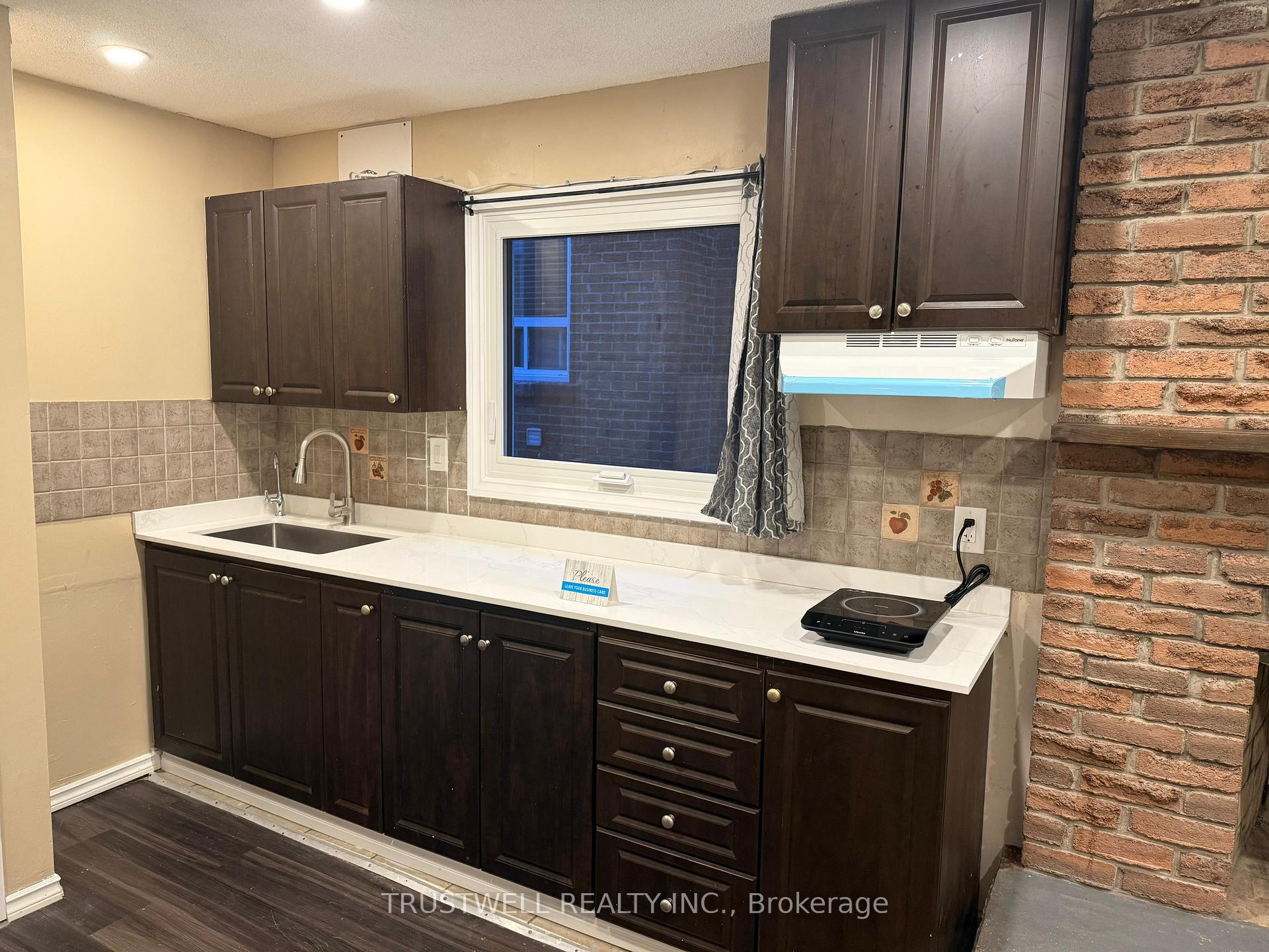 Ground - 3 Plumbrook Crescent Toronto Ontario Canada Rent residential   TRUSTWELL REALTY INC. Brokerage