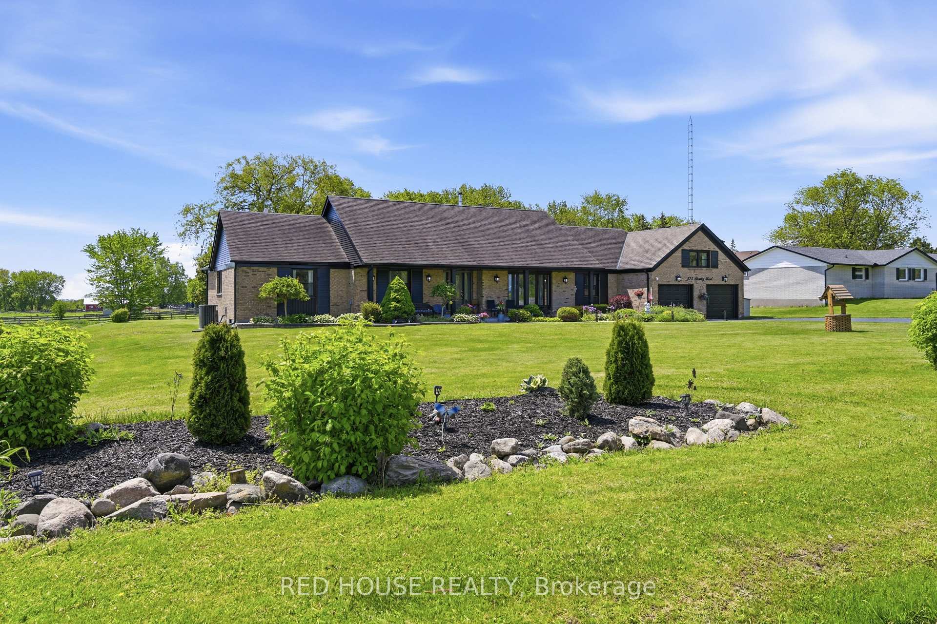 875 Brawley Road W Whitby Ontario Canada Sale residential Durham Bungalows McROBERT REAL ESTATE GROUP