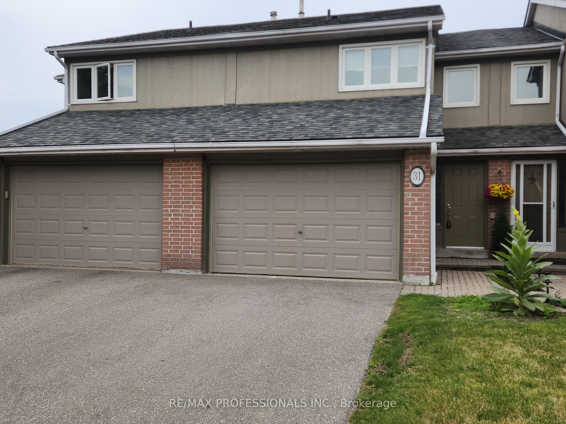 UPPER - 3079 Fifth Line W Mississauga Ontario Canada Rent residential Brian Pennington RE/MAX Professionals Inc., Brokerage *