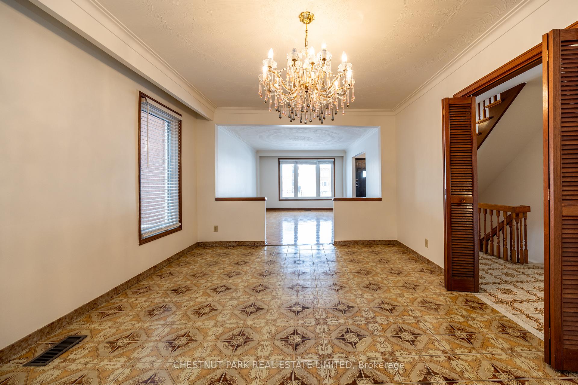 4 Bedroom Single Family Home/House's Image 17