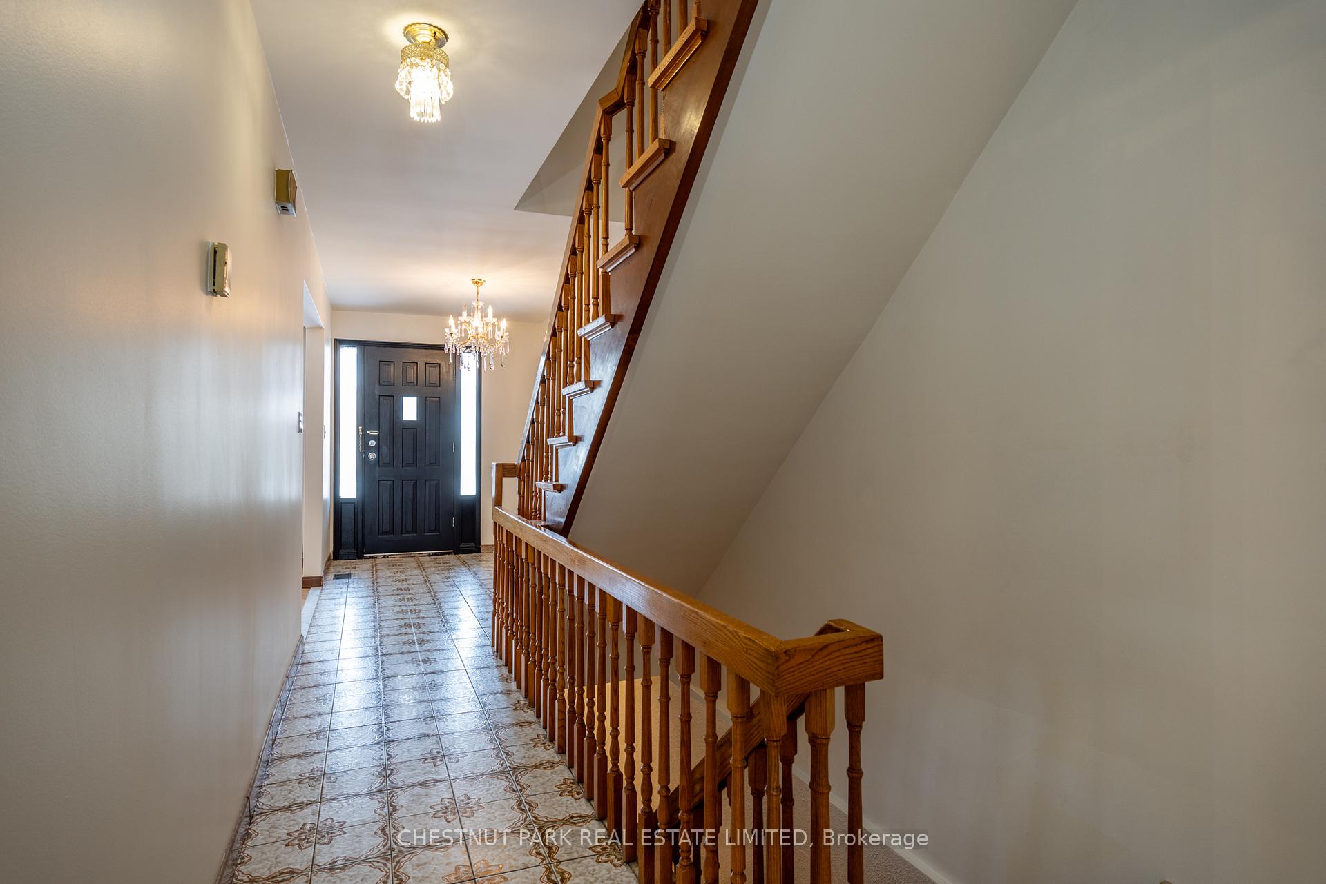 4 Bedroom Single Family Home/House's Image 8