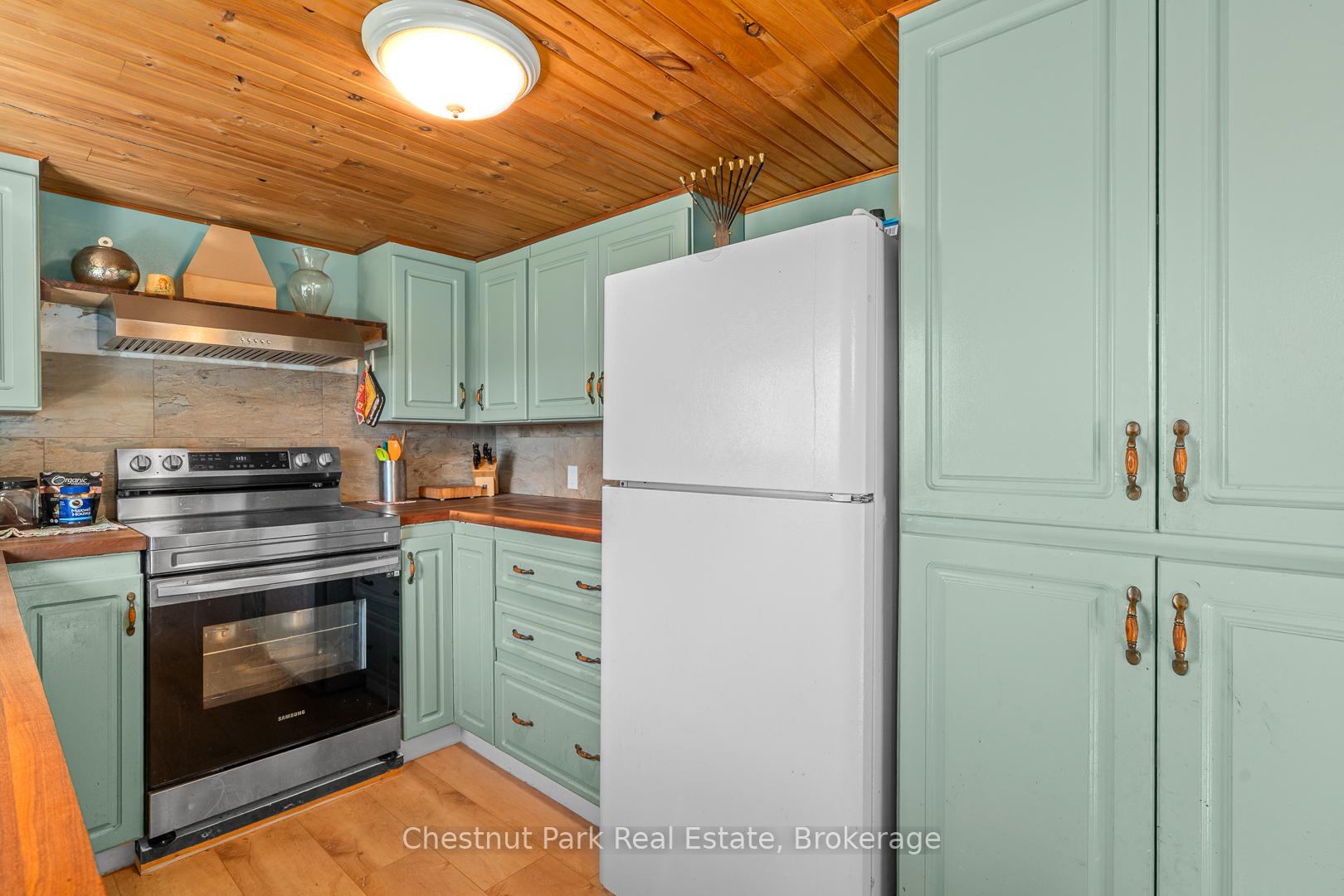 1 Bedroom Single Family Home/House's Image 10