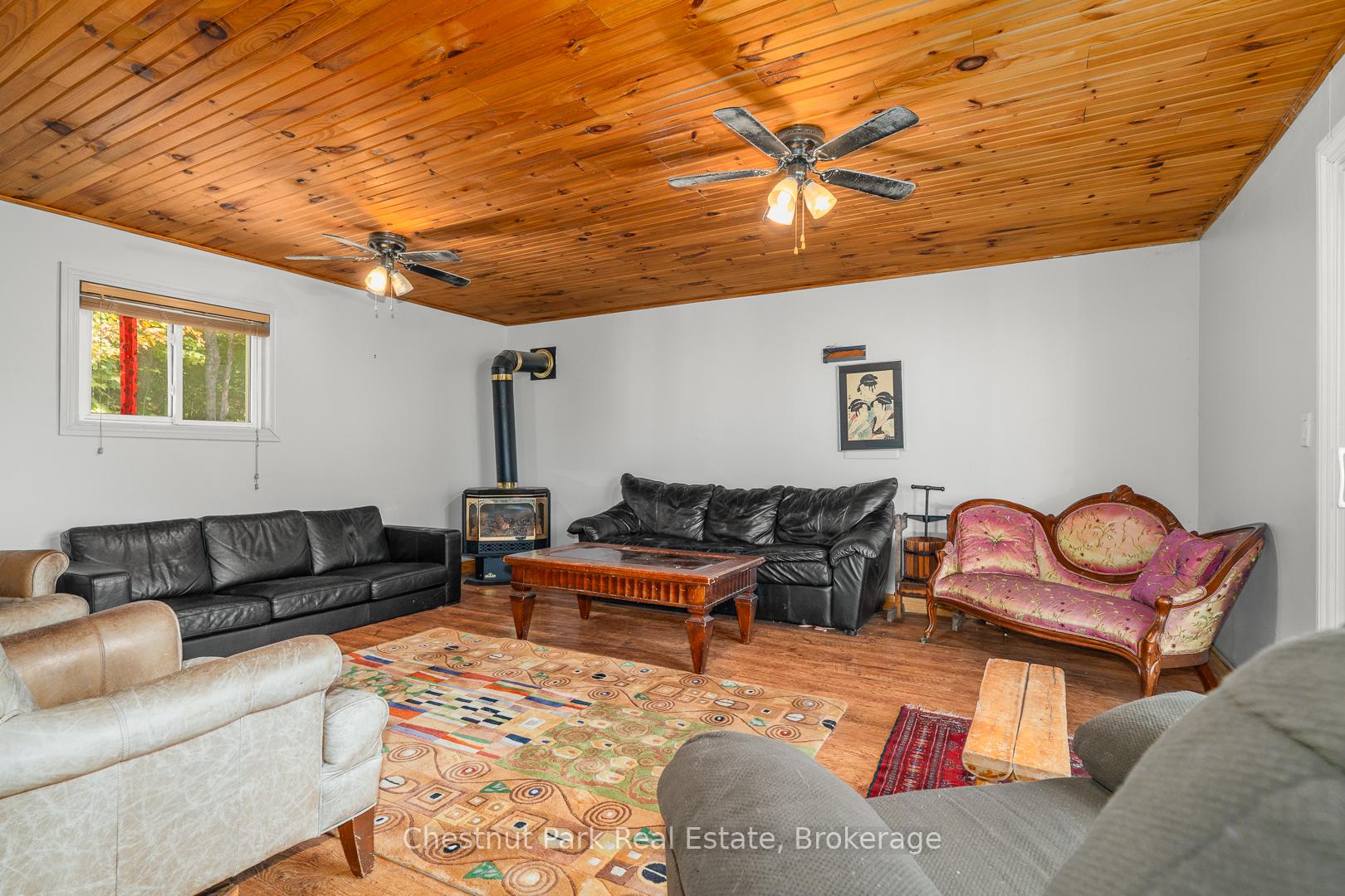 1 Bedroom Single Family Home/House's Image 4
