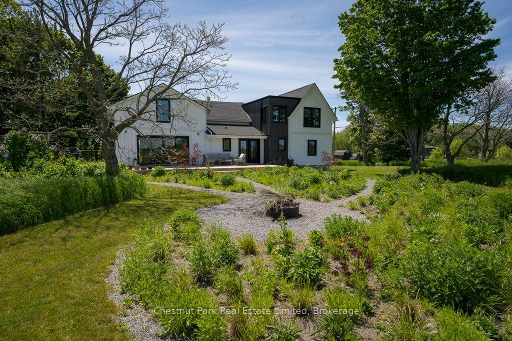 3 Bedroom Single Family Home/House's Image 42
