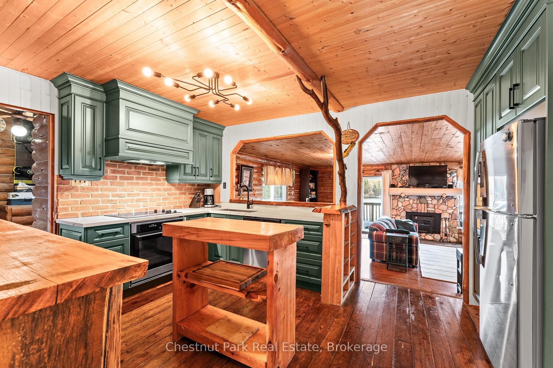 3 Bedroom Single Family Home/House's Image 7