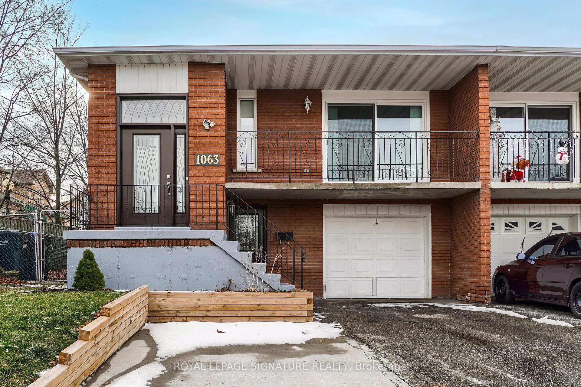 Lower - 1063 Blairholm Avenue Mississauga Ontario Canada Rent residential NICK PANARESE Royal LePage Signature Realty, Brokerage