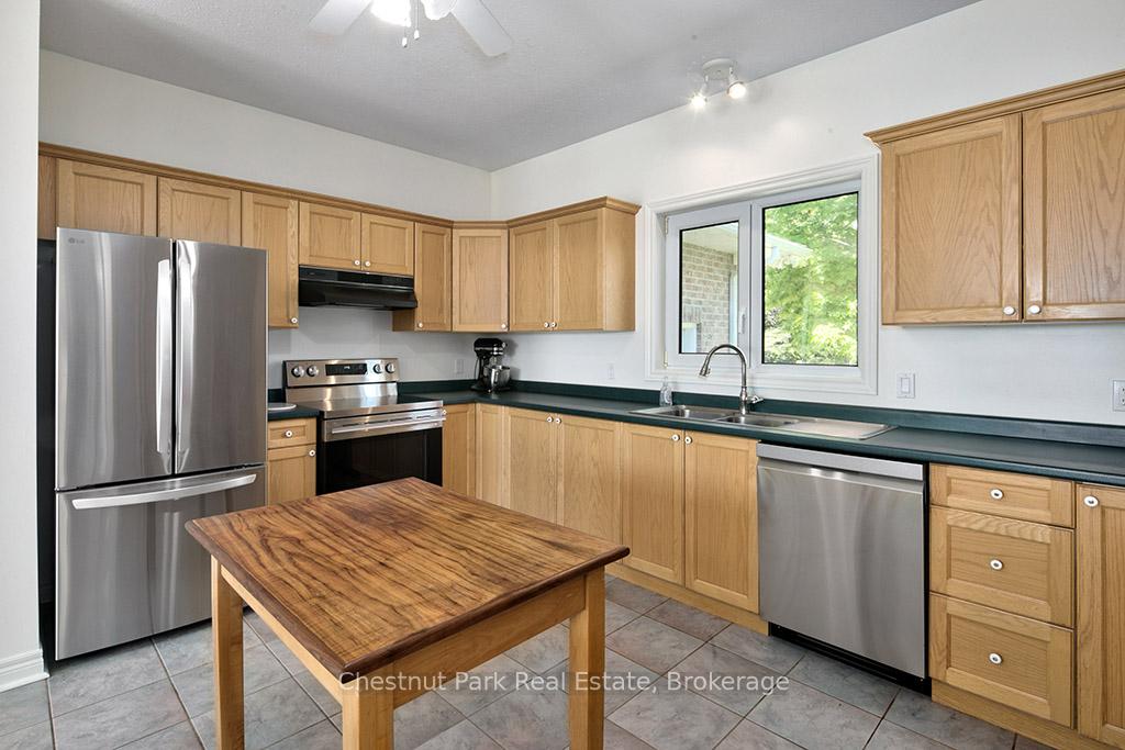 4 Bedroom Single Family Home/House's Image 22