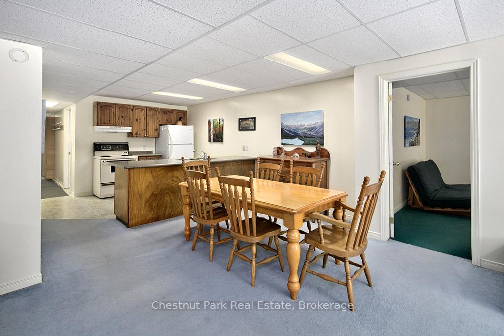 4 Bedroom Single Family Home/House's Image 36