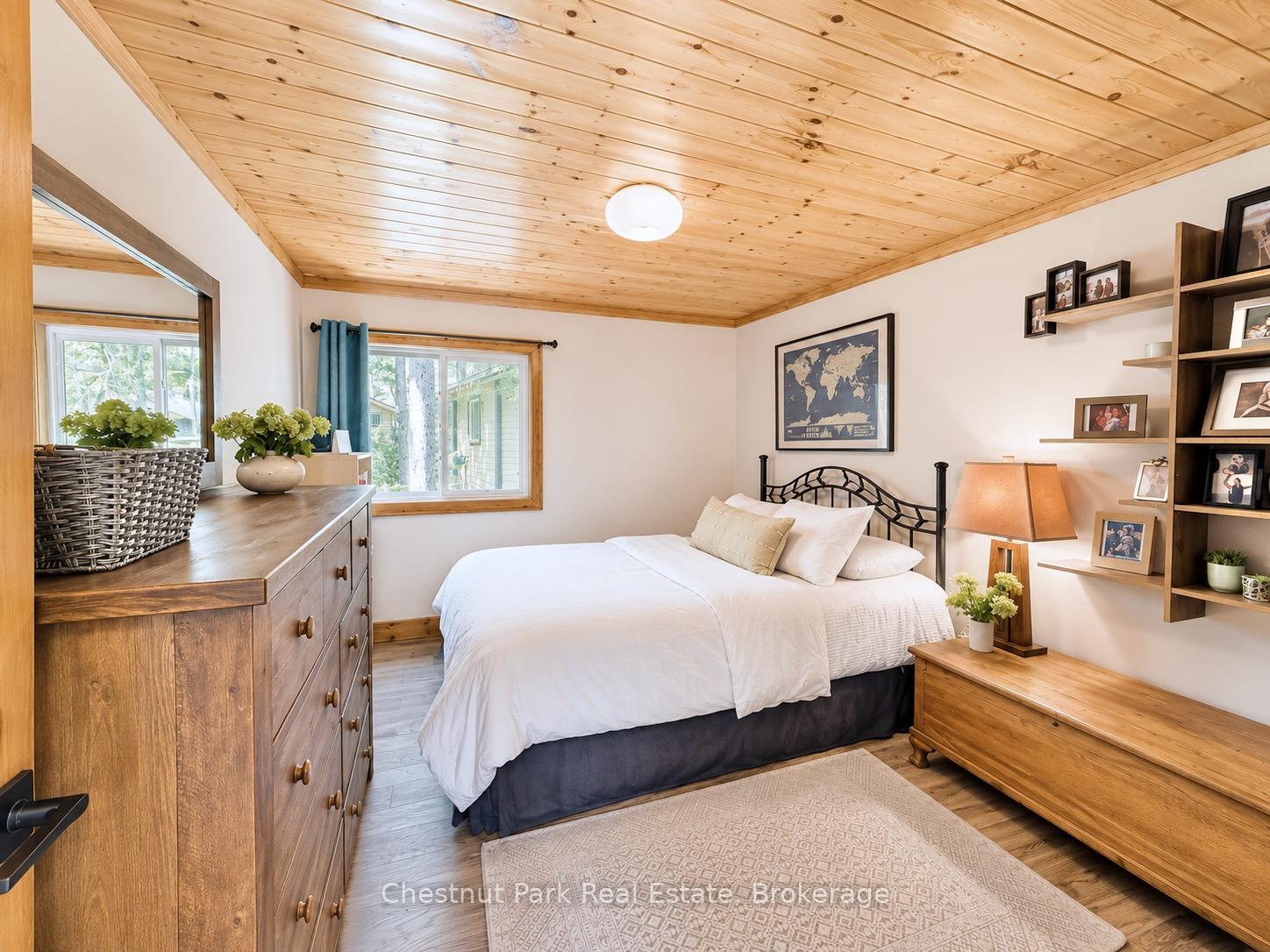 4 Bedroom Single Family Home/House's Image 11