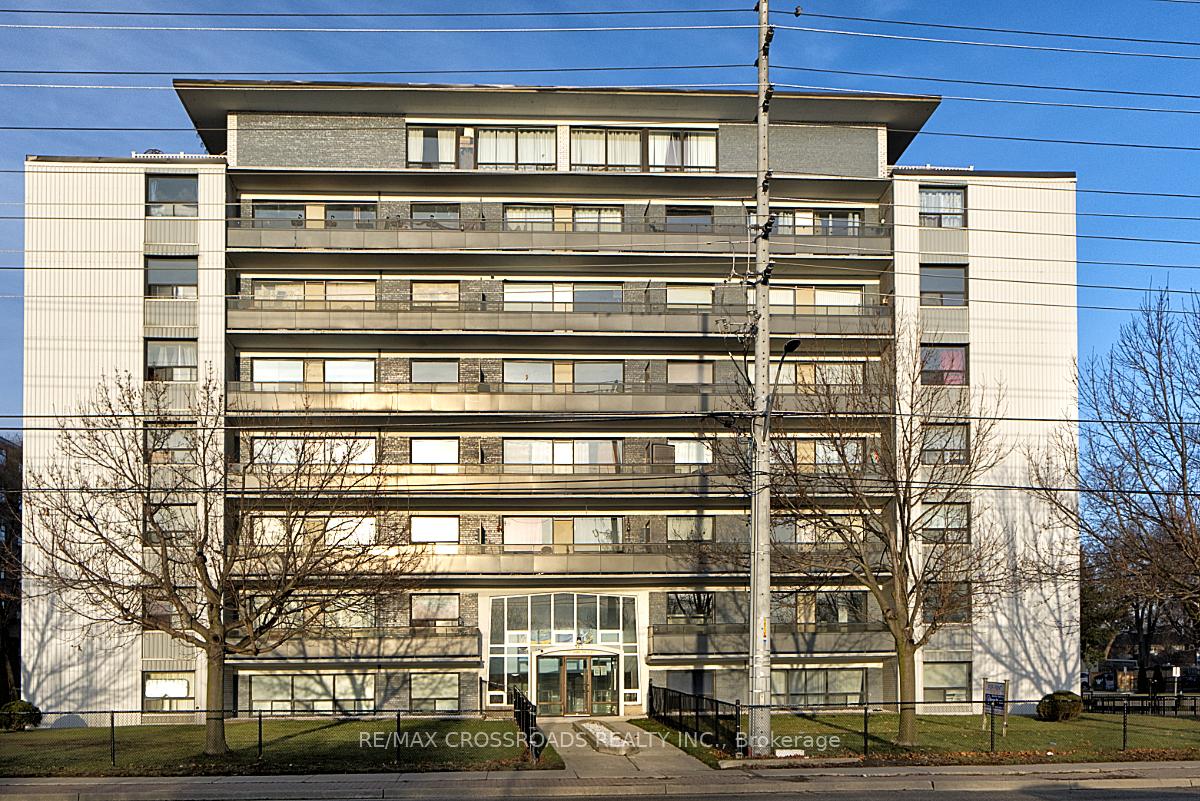 504 - 363 Lakeshore Road E Mississauga Ontario Canada Rent residential Winston Mak RE/MAX CROSSROADS REALTY INC. Brokerage