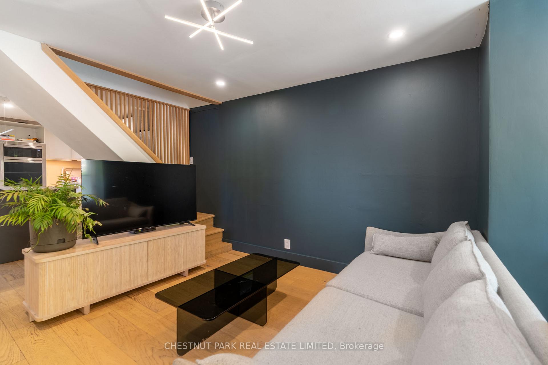 2 Bedroom Villa/Townhouse's Image 11