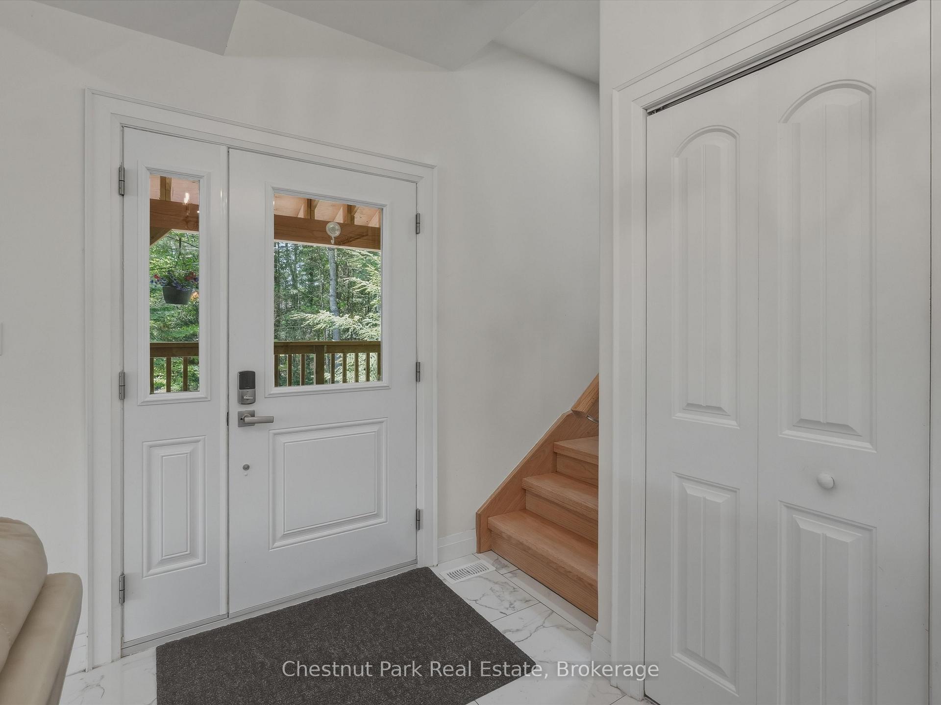 5 Bedroom Single Family Home/House's Image 4