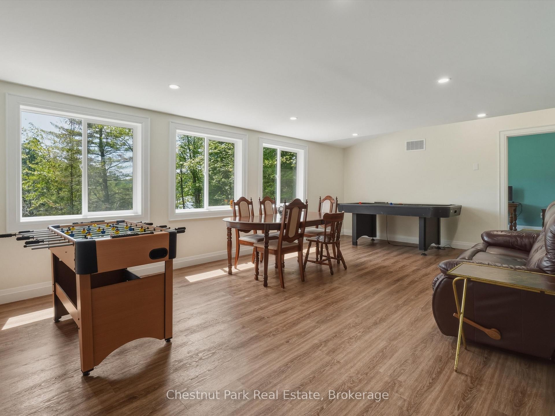 5 Bedroom Single Family Home/House's Image 23
