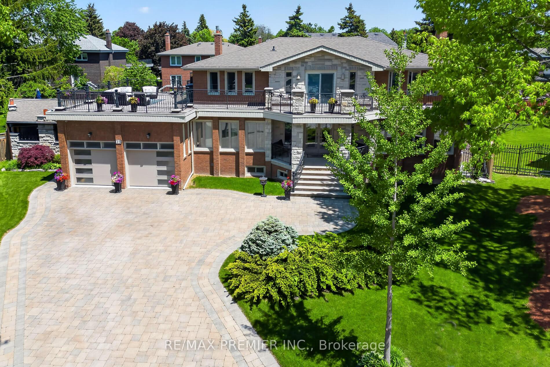 35 Lorengate Place Vaughan Ontario Canada Sale residential Jason Mansingh RE/MAX PREMIER INC. Brokerage*