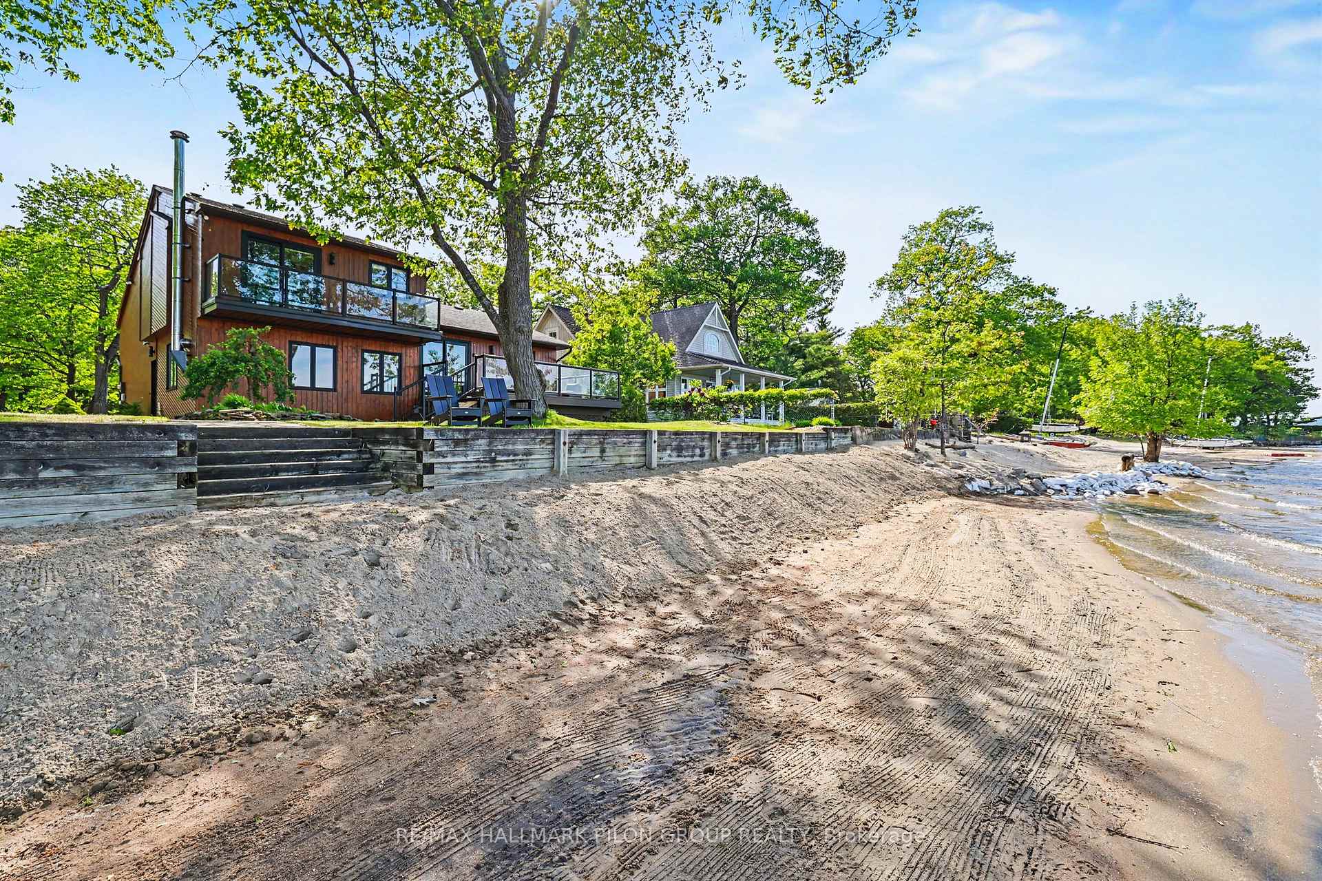 584 Bayview Drive Ottawa Ontario Canada Sale residential Sandi Branker Zolo Realty, Brokerage*
