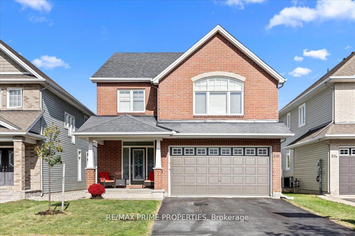 816 Azure Street Ottawa Ontario Canada Sale residential Arsalan Siddiqui RE/MAX PRIME PROPERTIES  Brokerage