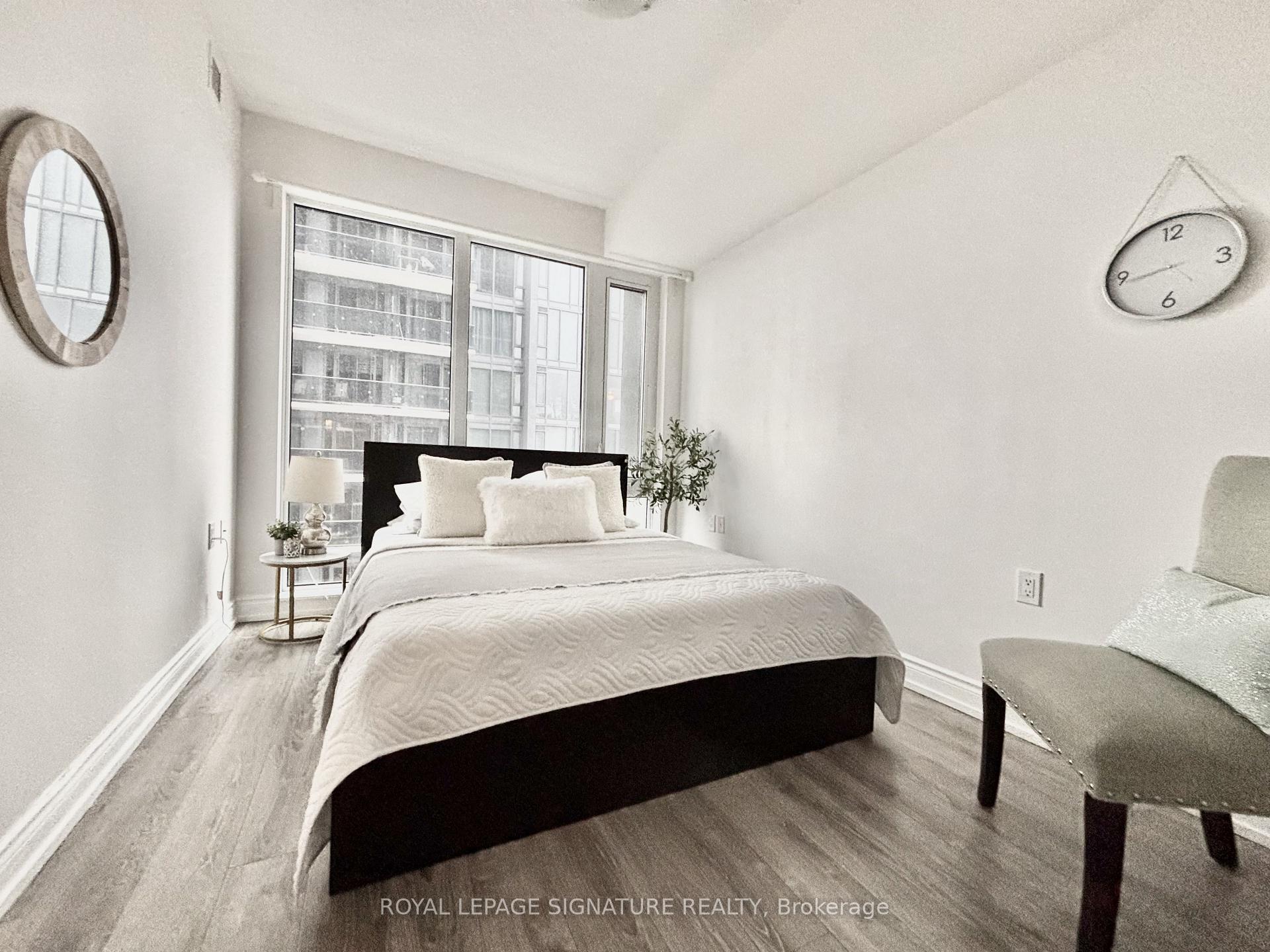 710 - 9600 Yonge Street Richmond Hill Ontario Canada Sale residential Khalid Felifel Royal LePage Signature Realty, Brokerage *