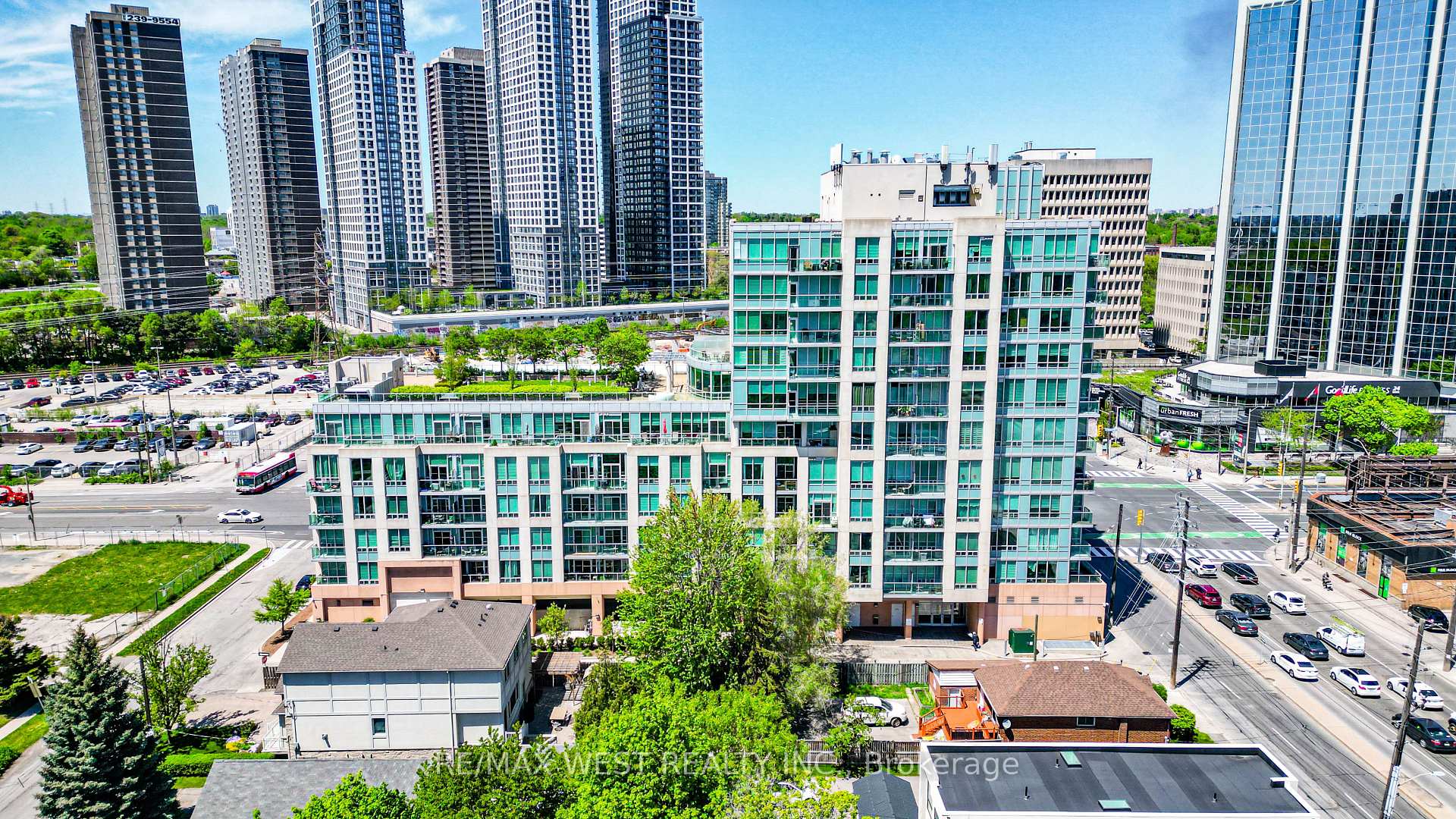 609 - 3391 Bloor Street W Toronto Ontario Canada Sale residential Angelo and Joanna Lionti FinchTown Realty Inc., Brokerage