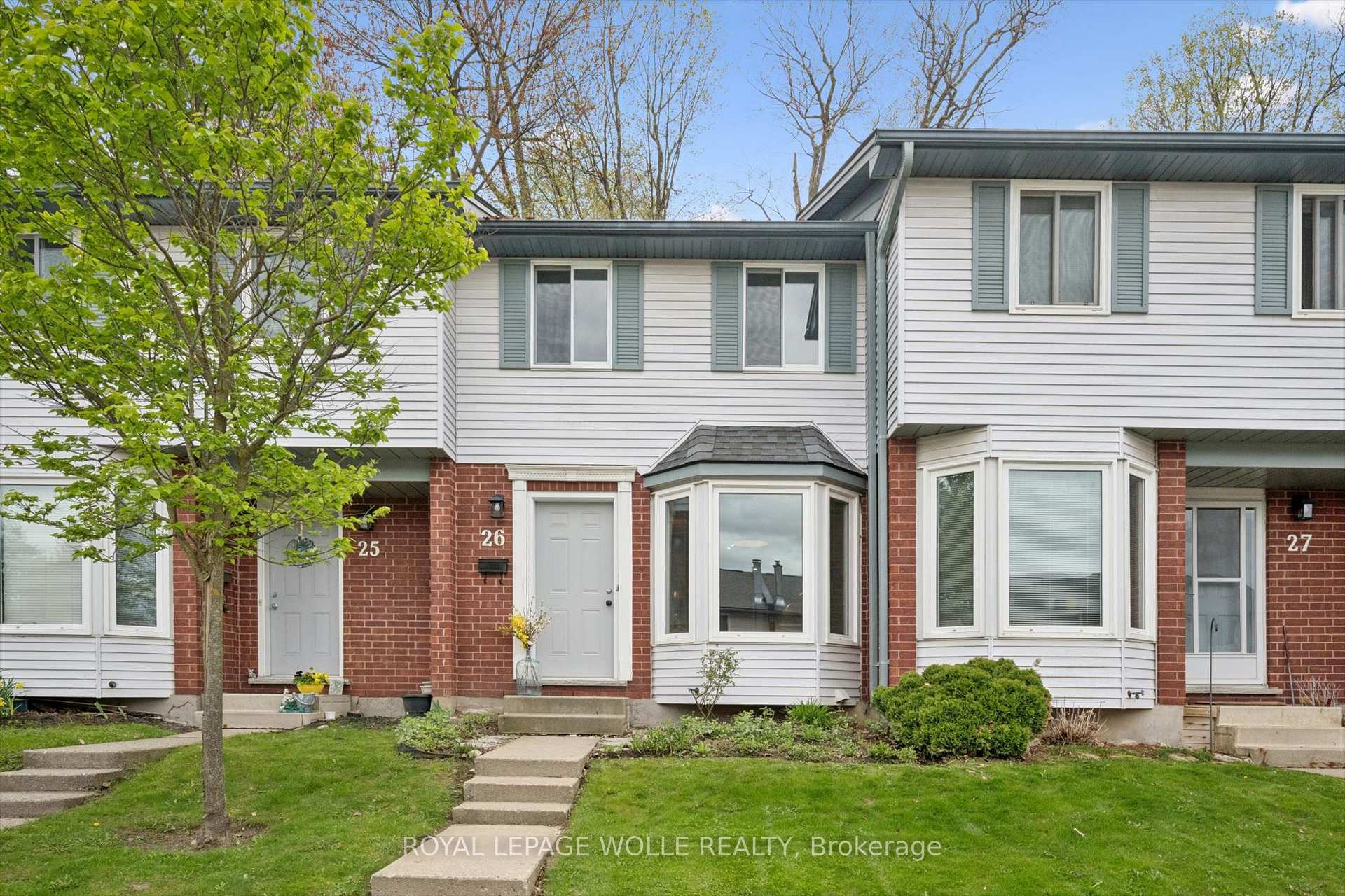 26 - 219 Kingswood Drive Kitchener Ontario Canada Sale residential Trudi Leverette RE/MAX Twin City Realty Inc., Brokerage*