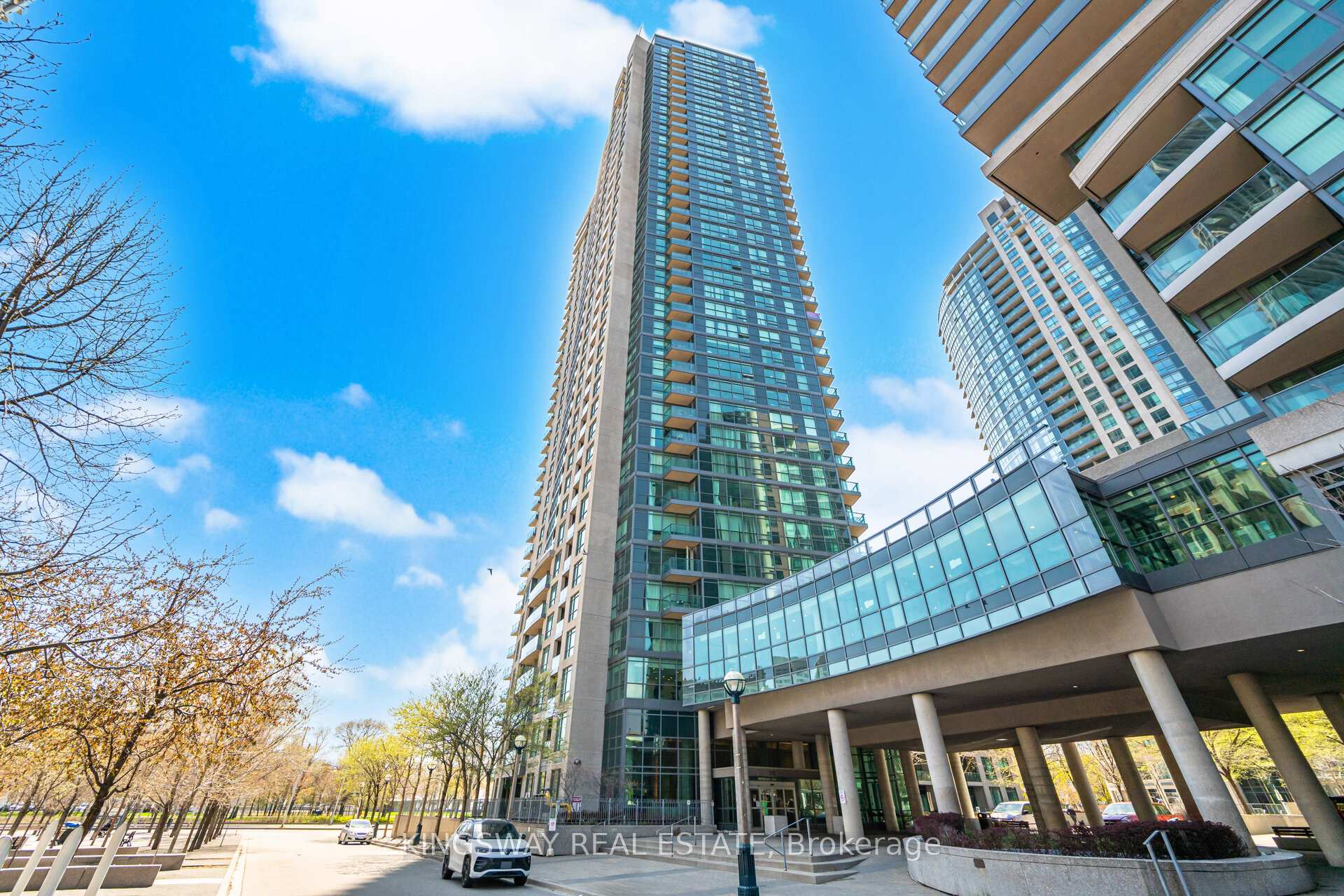 3211 - 215 FORT YORK Boulevard Toronto Ontario Canada Sale residential Diamond Omari RE/MAX Success Realty, Brokerage*