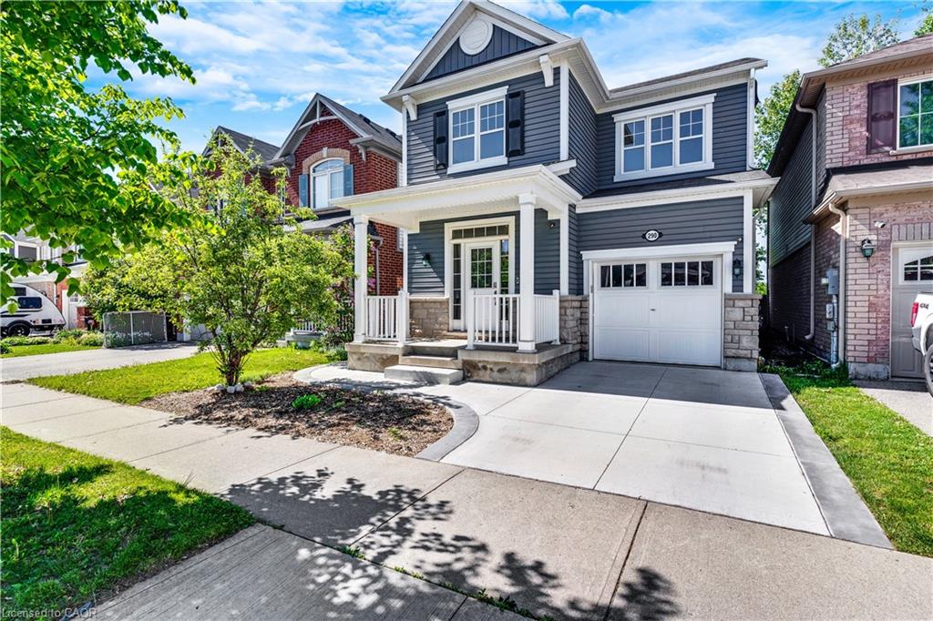 290 Apple Hill Crescent Kitchener Ontario Canada Sale residential Tia Deutschmann RE/MAX Real Estate Centre Inc., Brokerage*