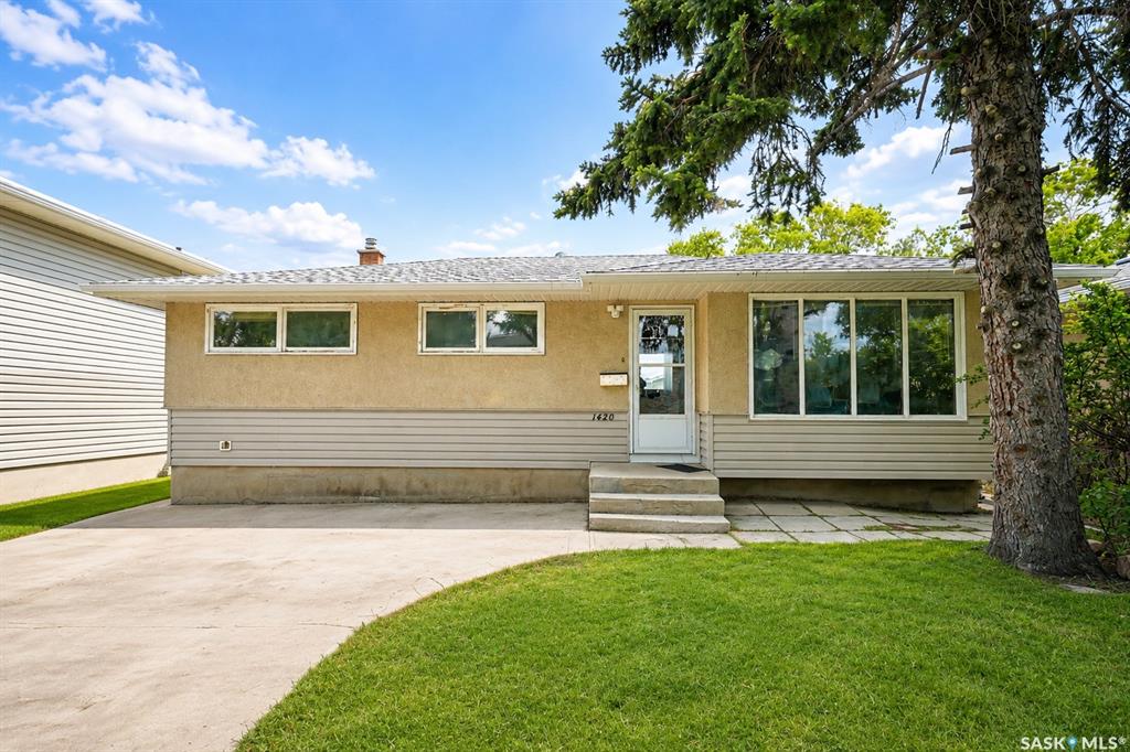 1420 Grosvenor STREET Regina Saskatchewan Canada Sale residential Sean Kundra W Real Estate., Brokerage*