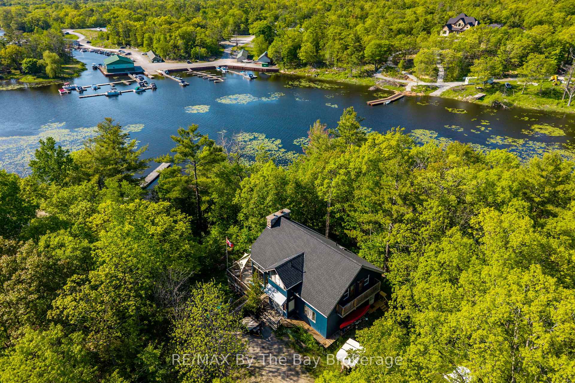 609 South Bay Road Georgian Bay Ontario Canada Sale residential Melanie Martyn Right at Home Realty, Brokerage*