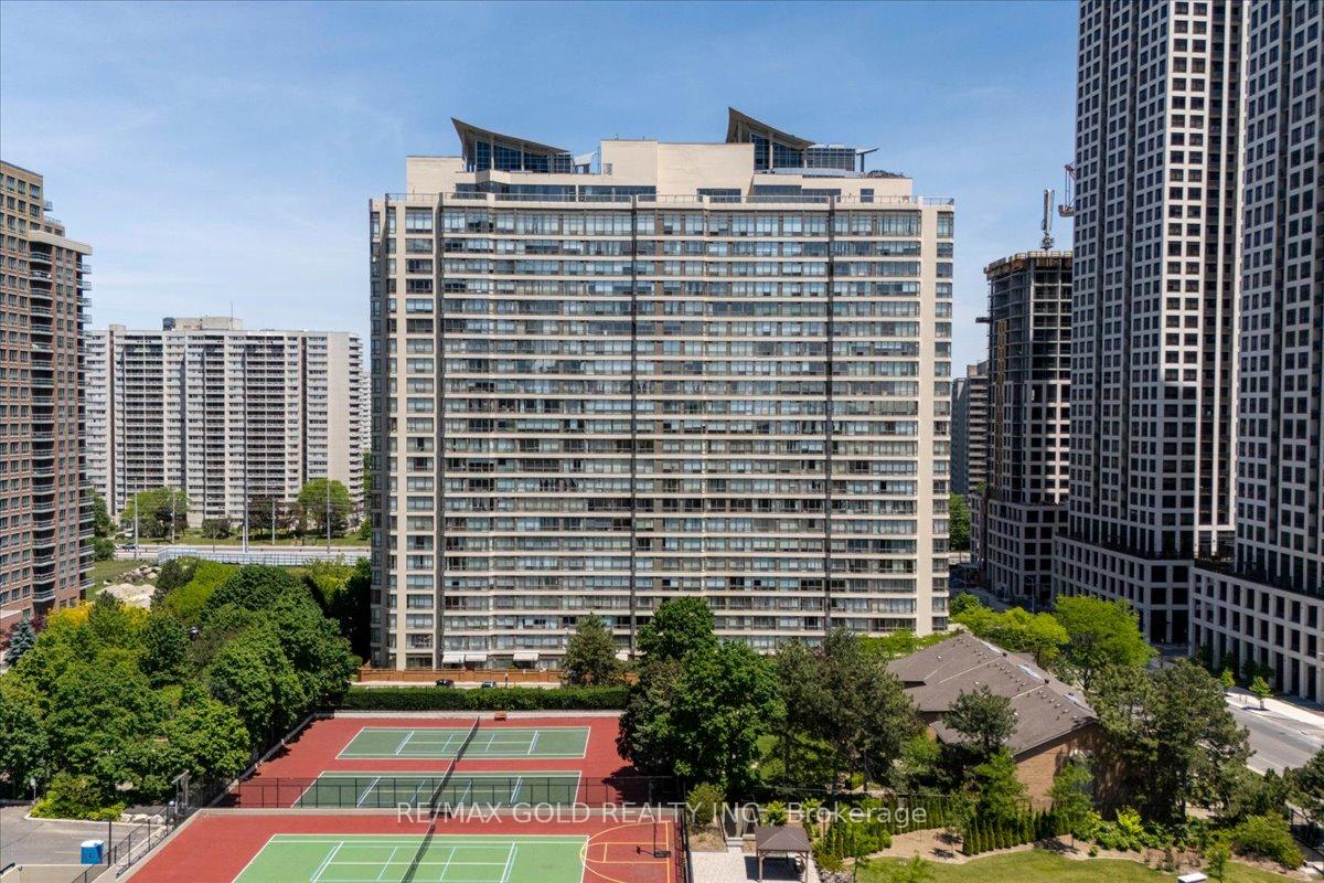 805 - 55 Elm Drive W Mississauga Ontario Canada Sale residential Menjit Cheema RE/MAX Gold Realty Inc., Brokerage *