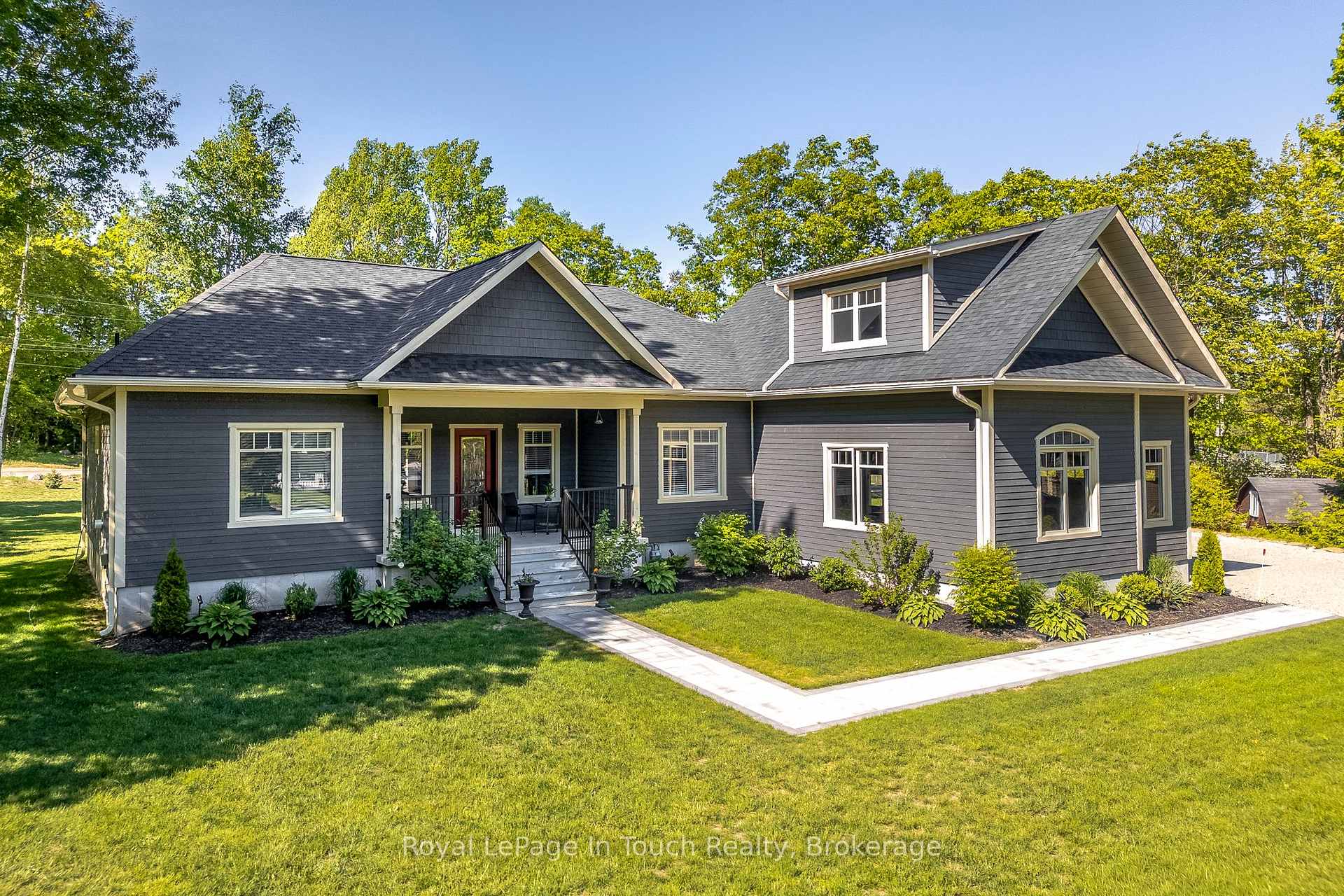 55 Beaufort Crescent Tiny Ontario Canada Sale residential Melanie Martyn Right at Home Realty, Brokerage*