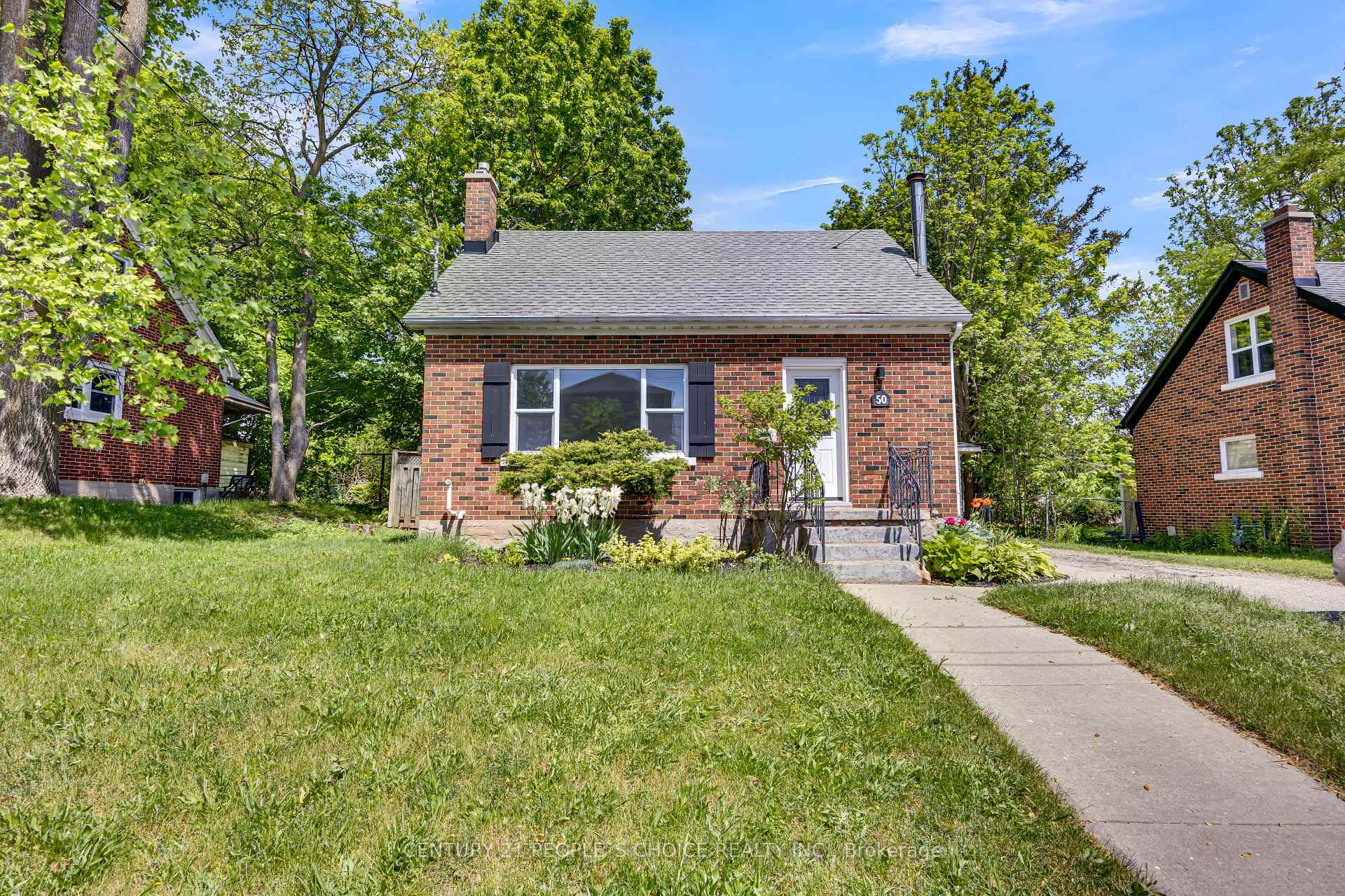 50 Columbia Street W Waterloo Ontario Canada Rent residential Amer Rao Century 21 Peoples Choice Realty Inc., Brokerage *