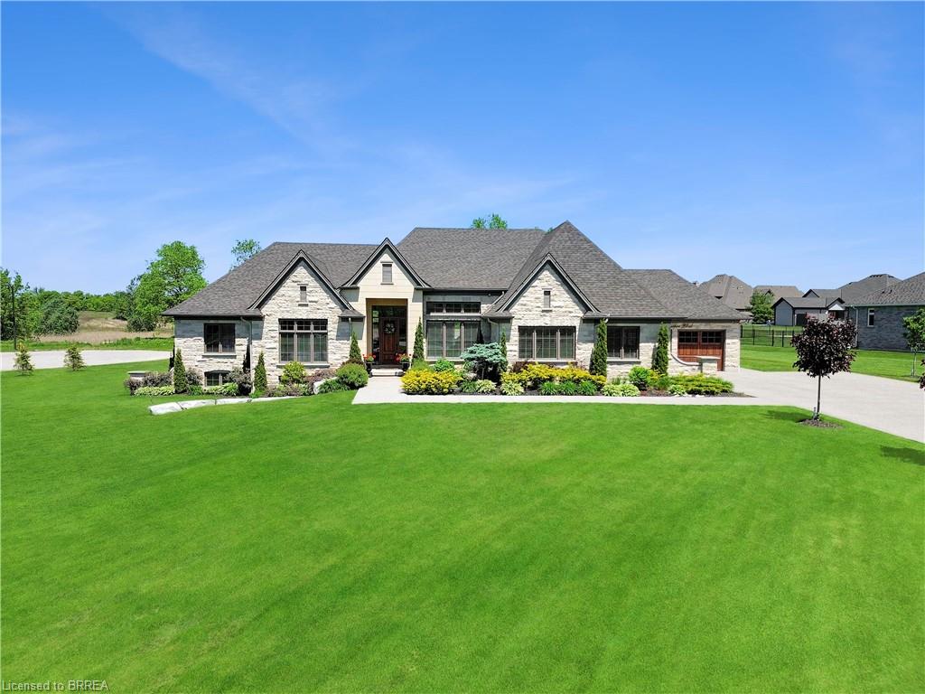 18 Harper Boulevard Brantford Ontario Canada Sale residential Harry Kaler HomeLife Silvercity Realty Inc., Brokerage*