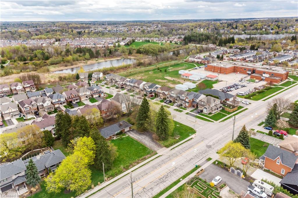 355 Guelph Avenue Cambridge Ontario Canada Sale residential Jennifer Singh InCom Brokerage Example