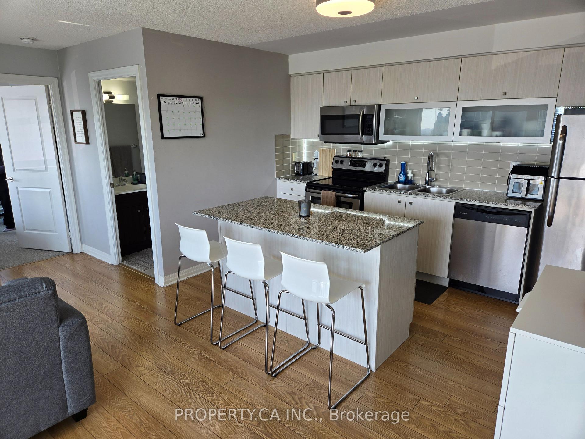 1710 - 2015 Sheppard Avenue E Toronto Ontario Canada Sale residential Michael Gauer PROPERTY.CA INC.