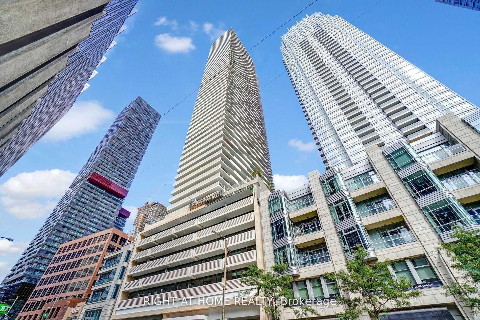 3102 - 2221 Yonge Street Toronto Ontario Canada Rent residential Sam Mathew Right at Home Realty, Brokerage*