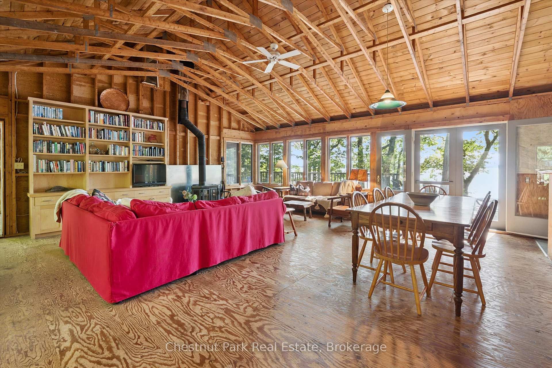 4 Bedroom Single Family Home/House's Image 12