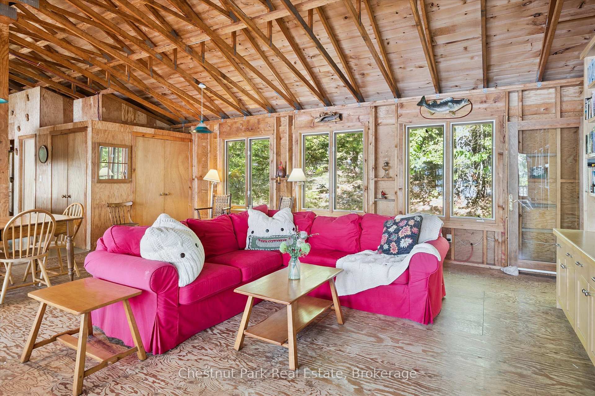 4 Bedroom Single Family Home/House's Image 14