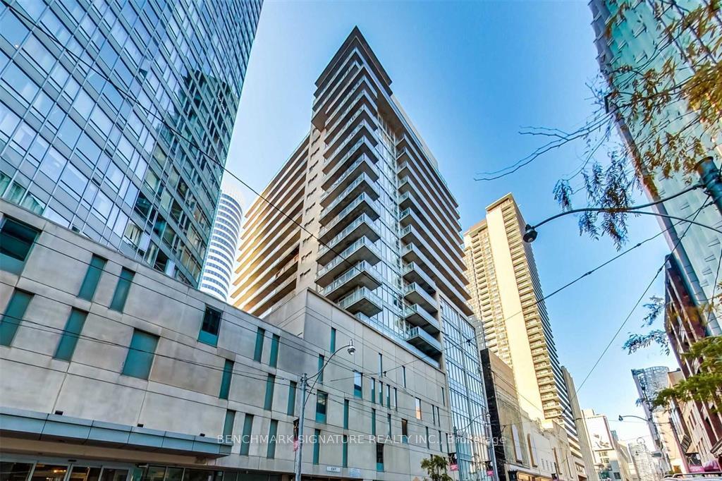 1310 - 220 Victoria Street Toronto Ontario Canada Rent residential Brian Matthews RE/MAX Realtron Realty Inc., Brokerage *
