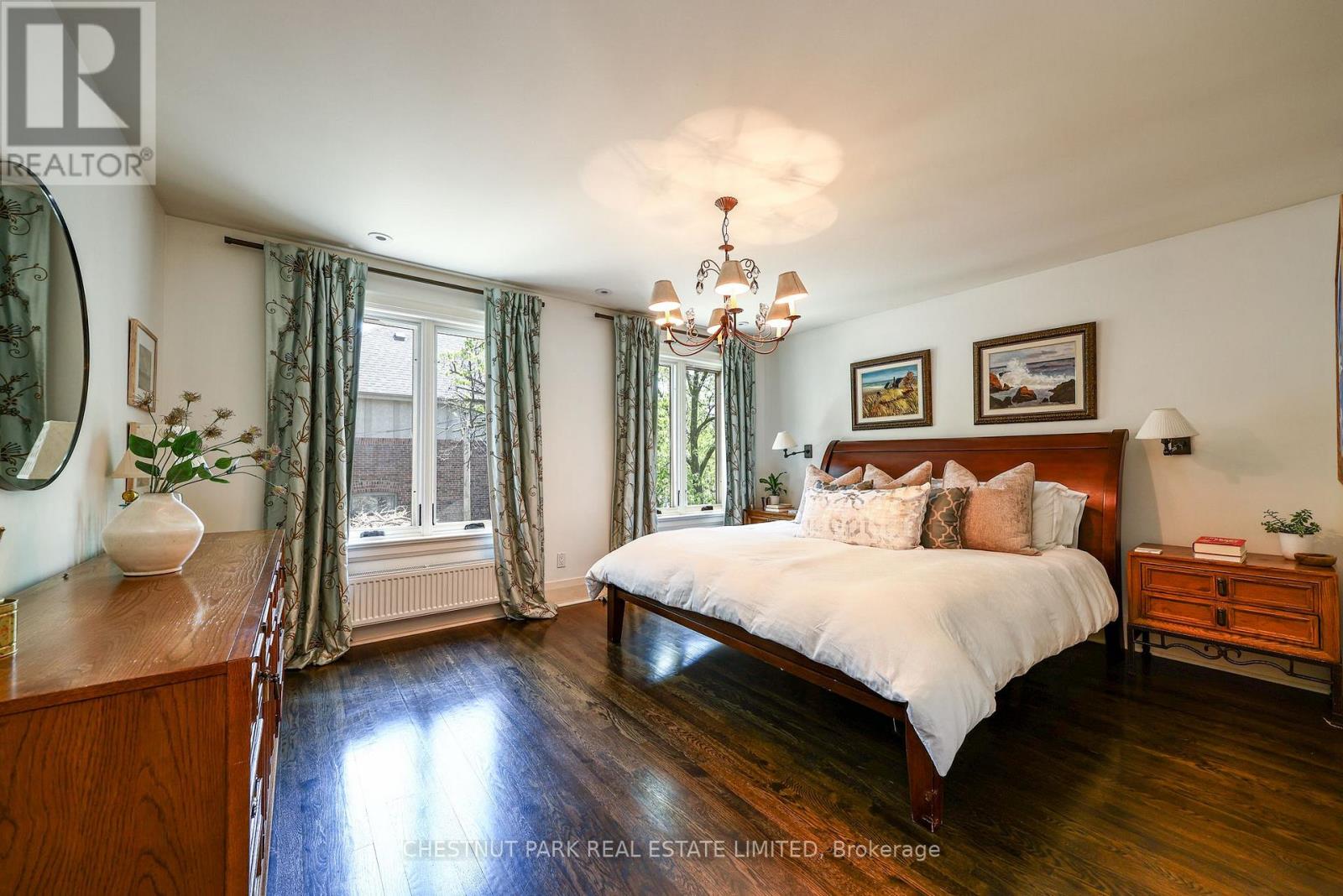 5 Bedroom Single Family Home/House's Image 21