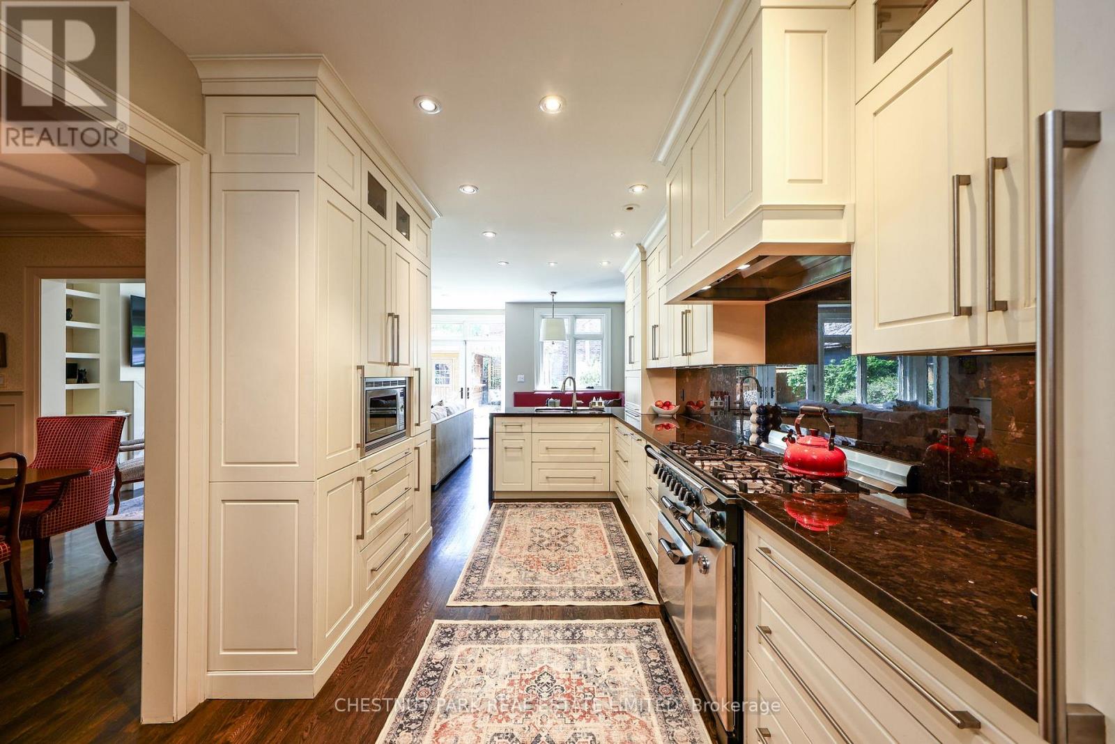 5 Bedroom Single Family Home/House's Image 16