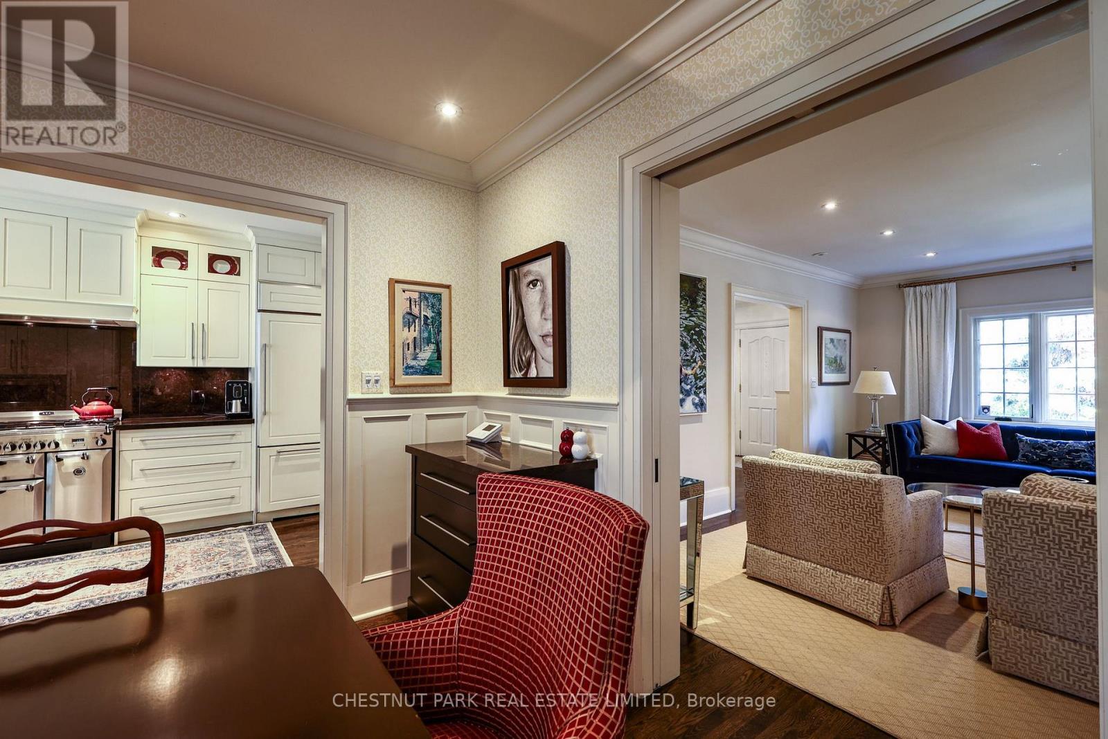 5 Bedroom Single Family Home/House's Image 8